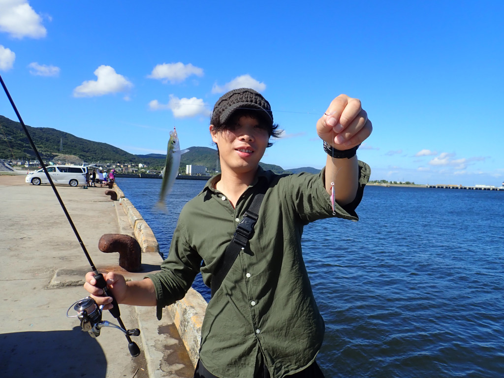 イシグロ豊橋向山店 田原港でサビキ釣りにてサッパが好調 釣具のイシグロ 釣り情報サイト