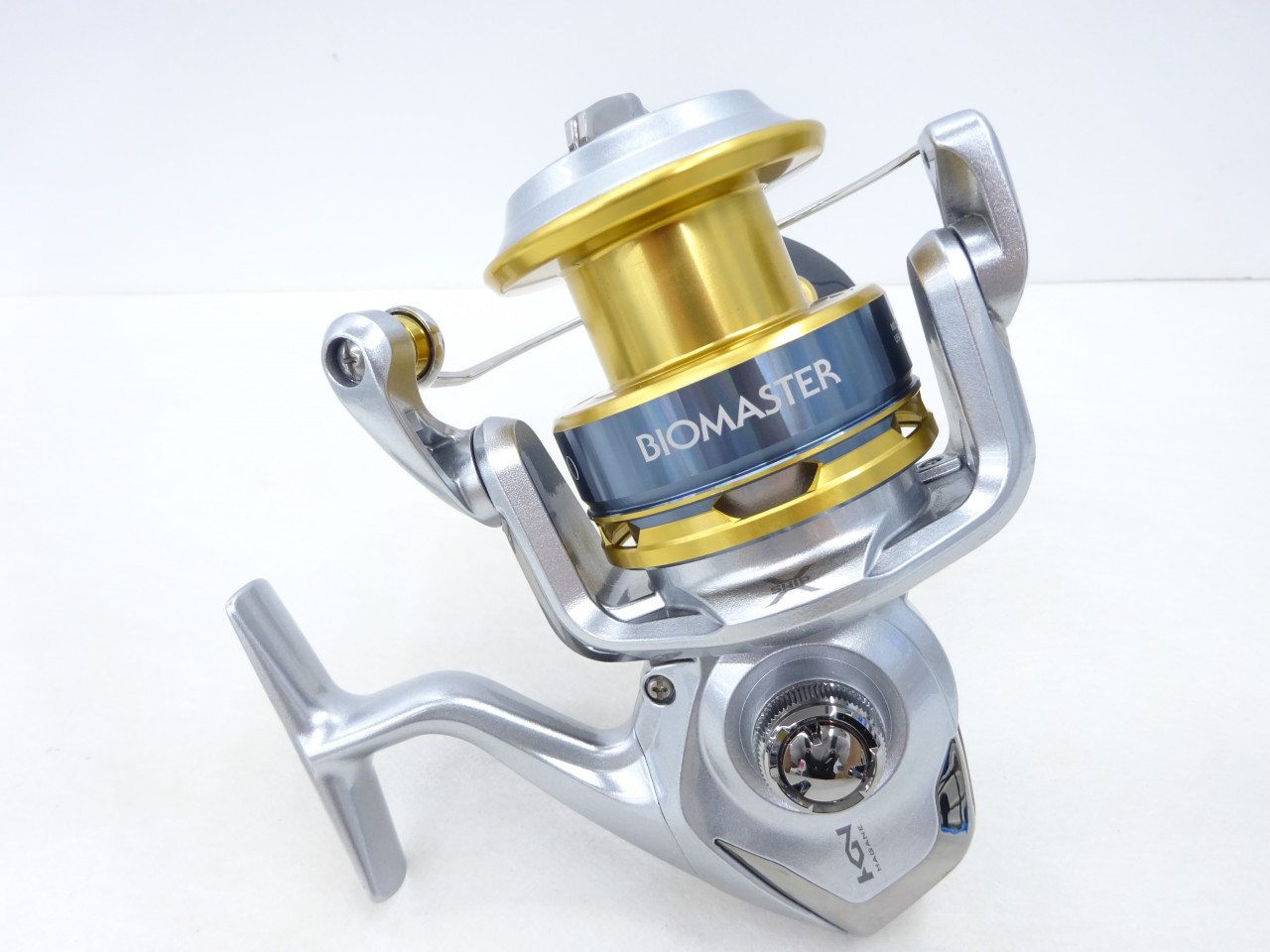 https://tackleoff.com/products/spinning-reel/no6000-/542910