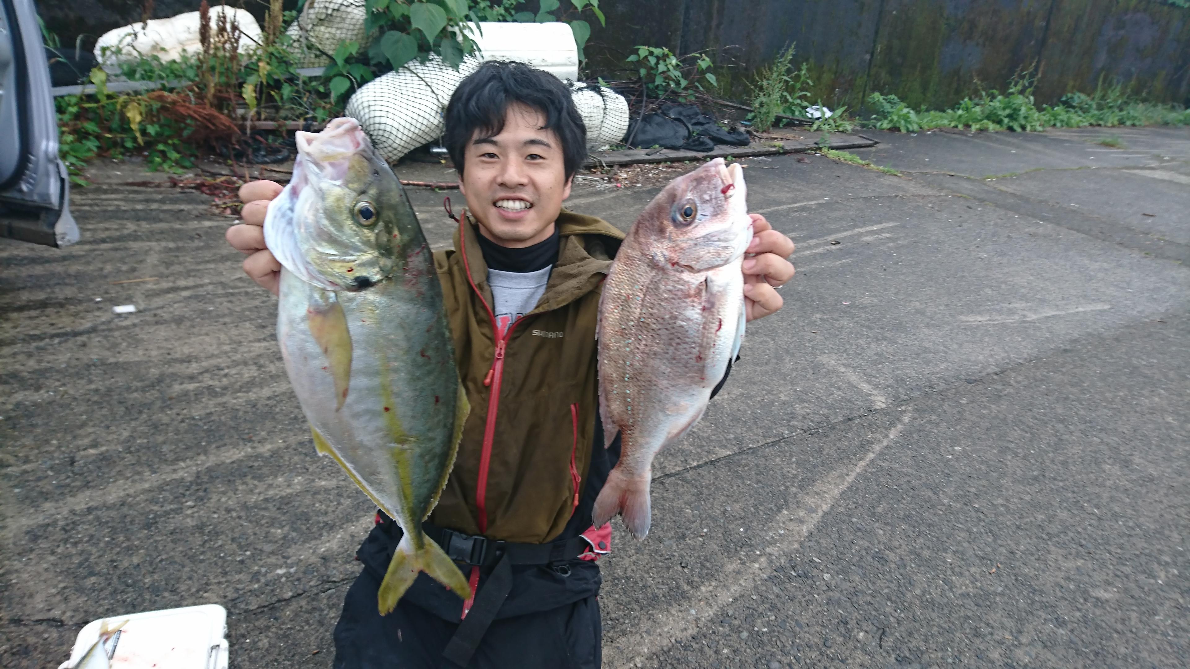 筏で爆釣劇 まさかの良型シマアジも 釣具のイシグロ 釣り情報サイト