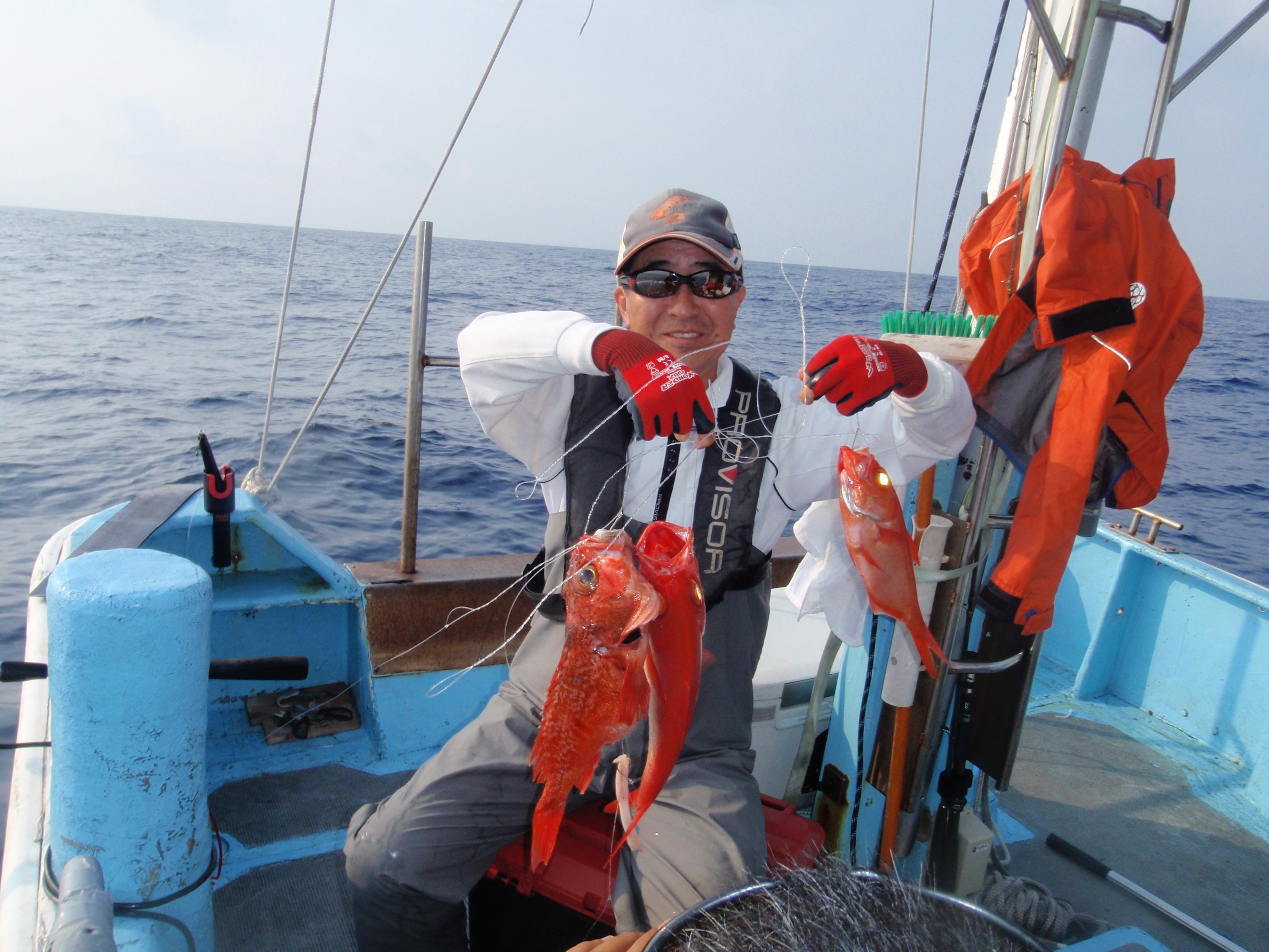 アカムツタックルで深場高級魚がザックザク 釣具のイシグロ 釣り情報サイト