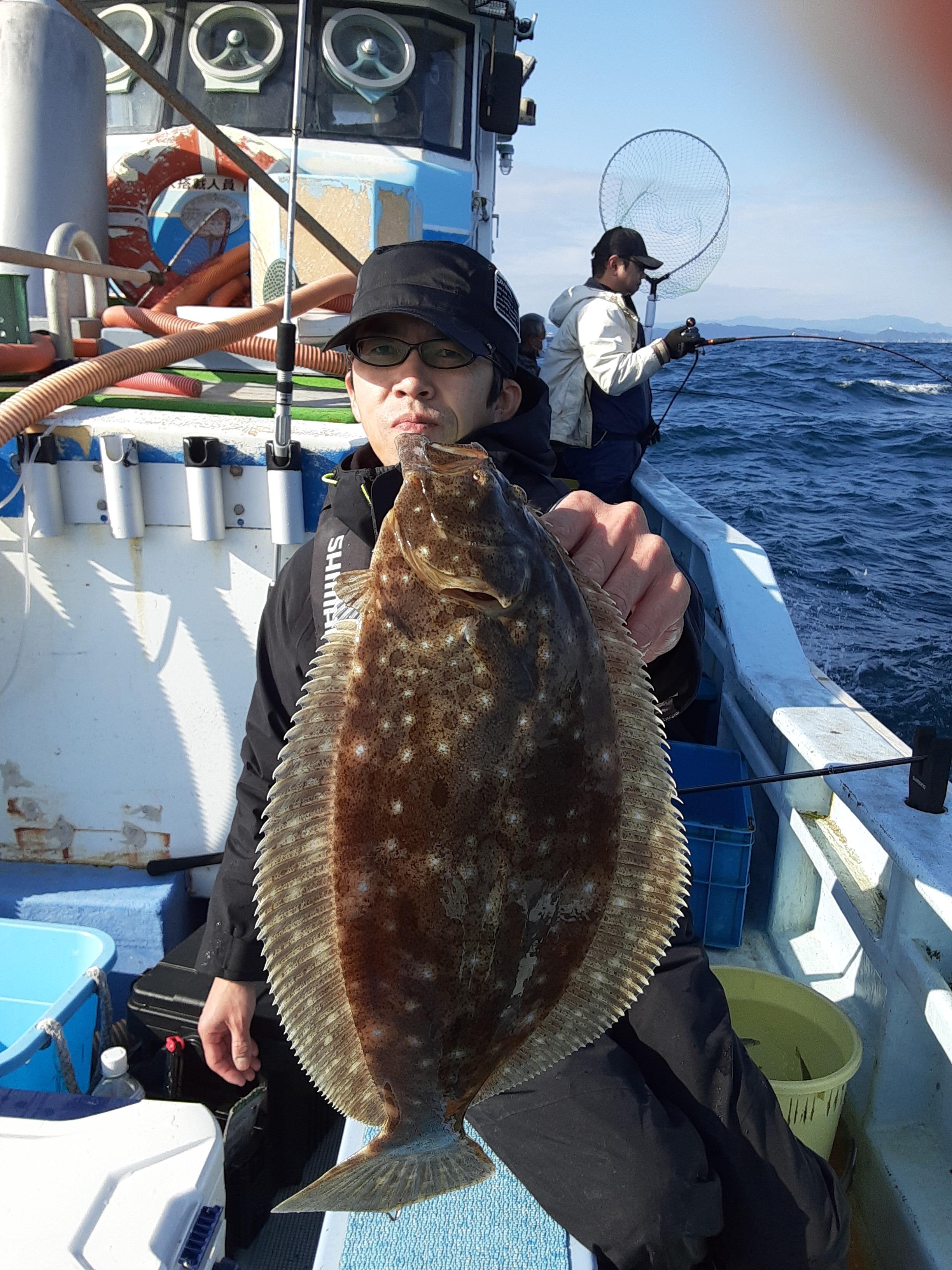 伊良湖発 ヒラメ好調に釣れてます 釣具のイシグロ 釣り情報サイト