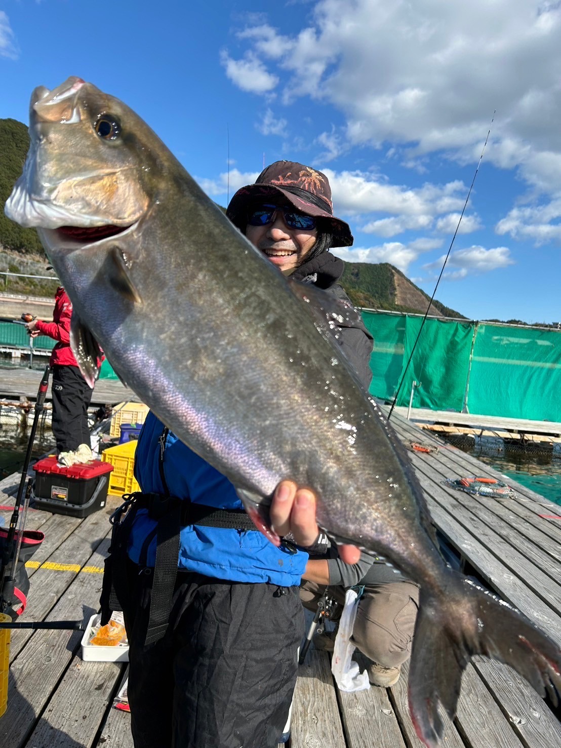 青物爆釣！正徳丸様で冬の海上釣堀を楽しんで来ました | 釣具の