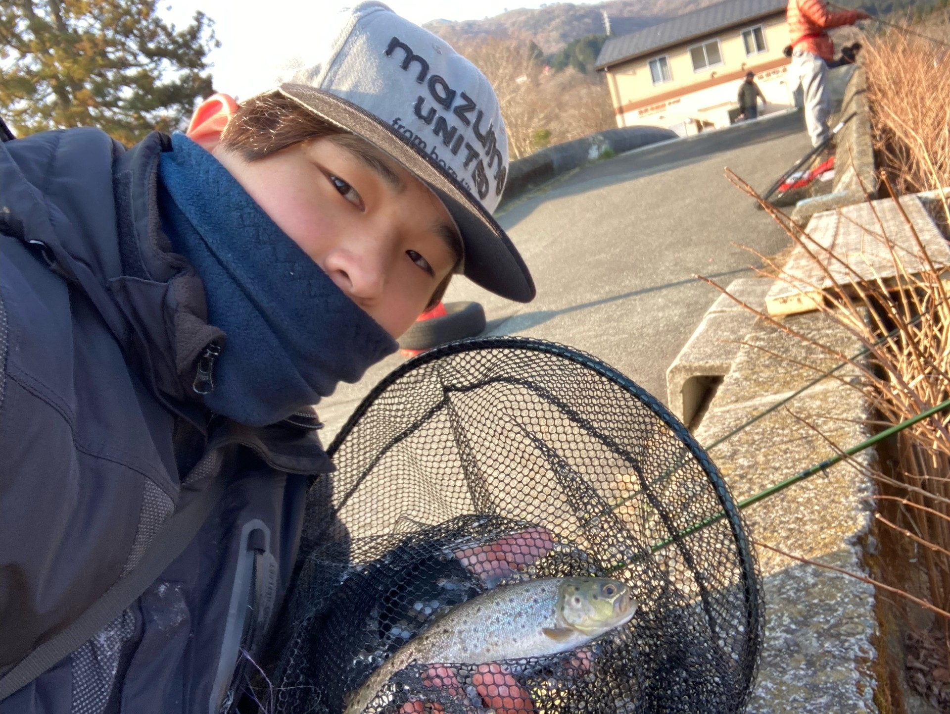 最高の癒し！芦ノ湖小型ブラウントラウト爆釣中です！！ | 釣具の