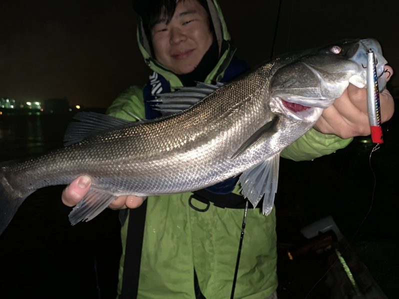 シーズンまっ盛り!!バチ抜けはこのルアーを使え!! ☆イシグロ