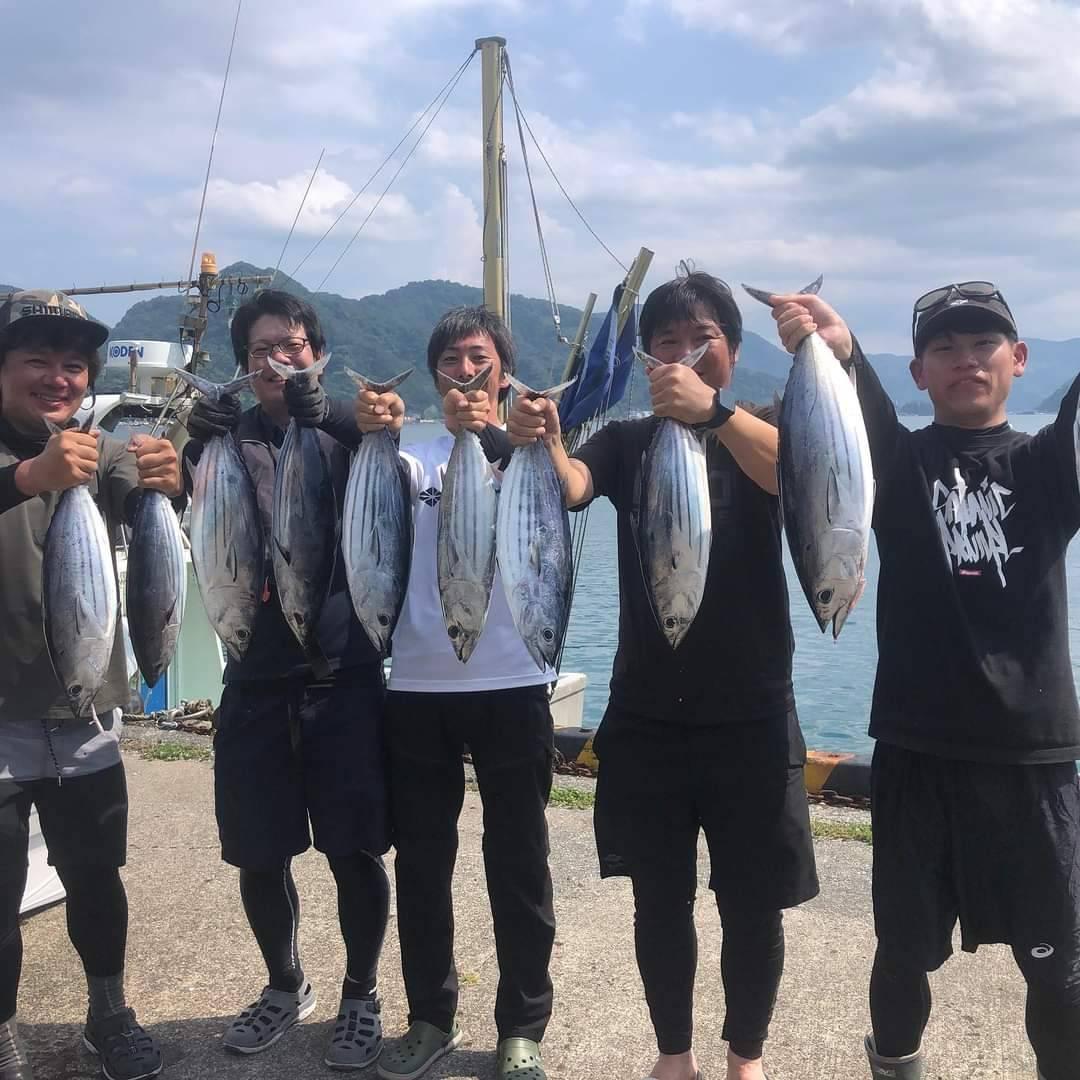 駿河湾オフショアキャスティング！良型シイラ＆カツオ連発