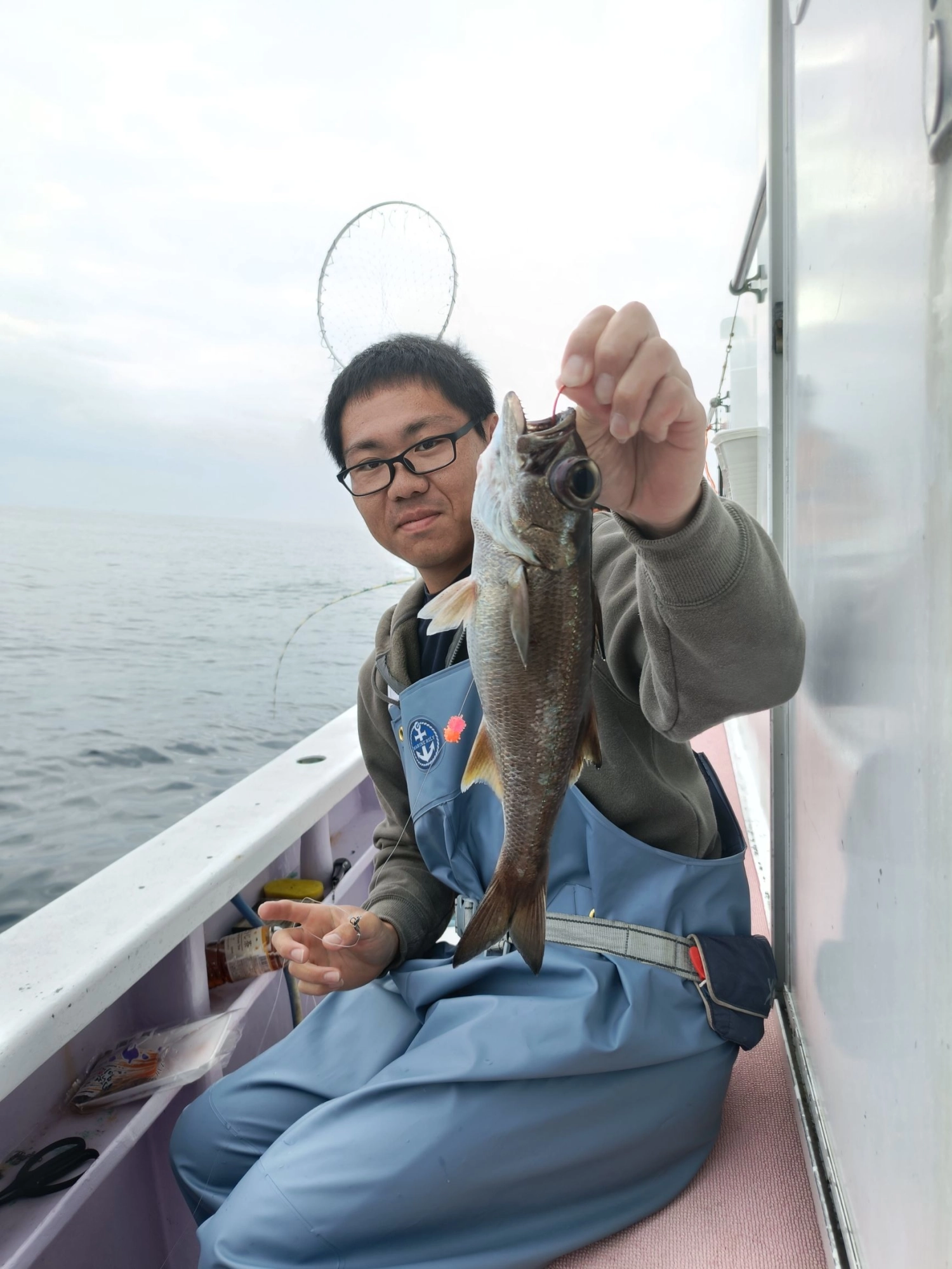 良型クロムツも釣れています