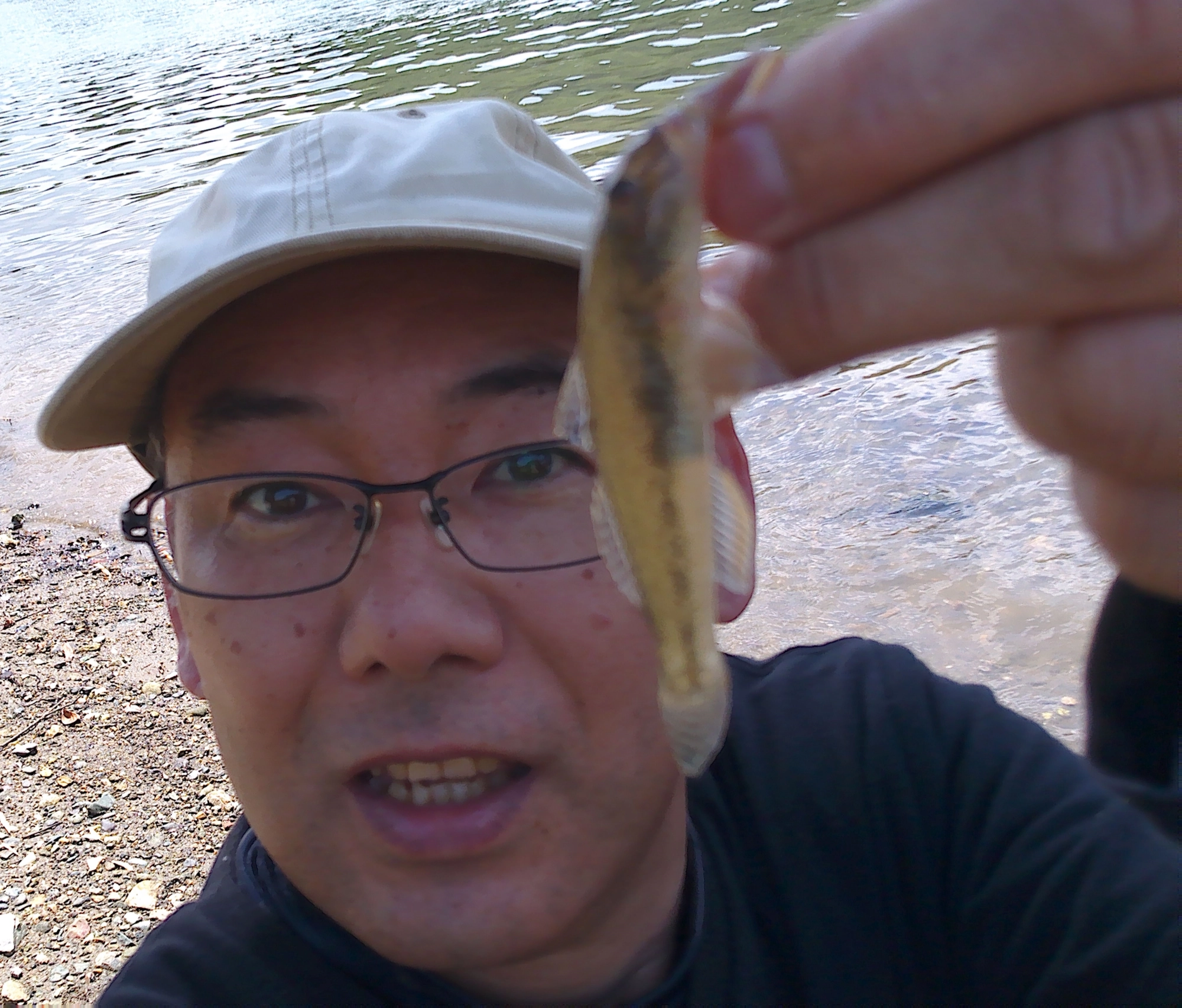 そろそろハゼが釣れるかな？と思い都田川へ行ってきました。