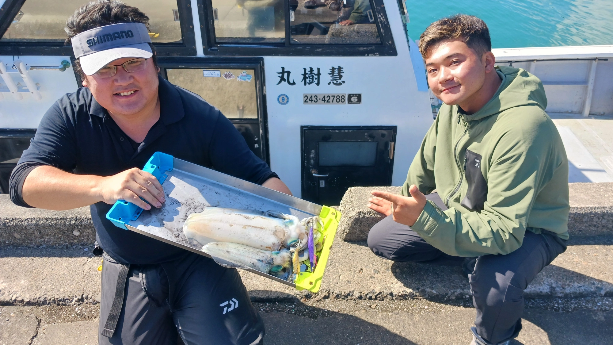 三重県ティップラン】800gの良型ゲット！デカアオリイカ狙いのティッ