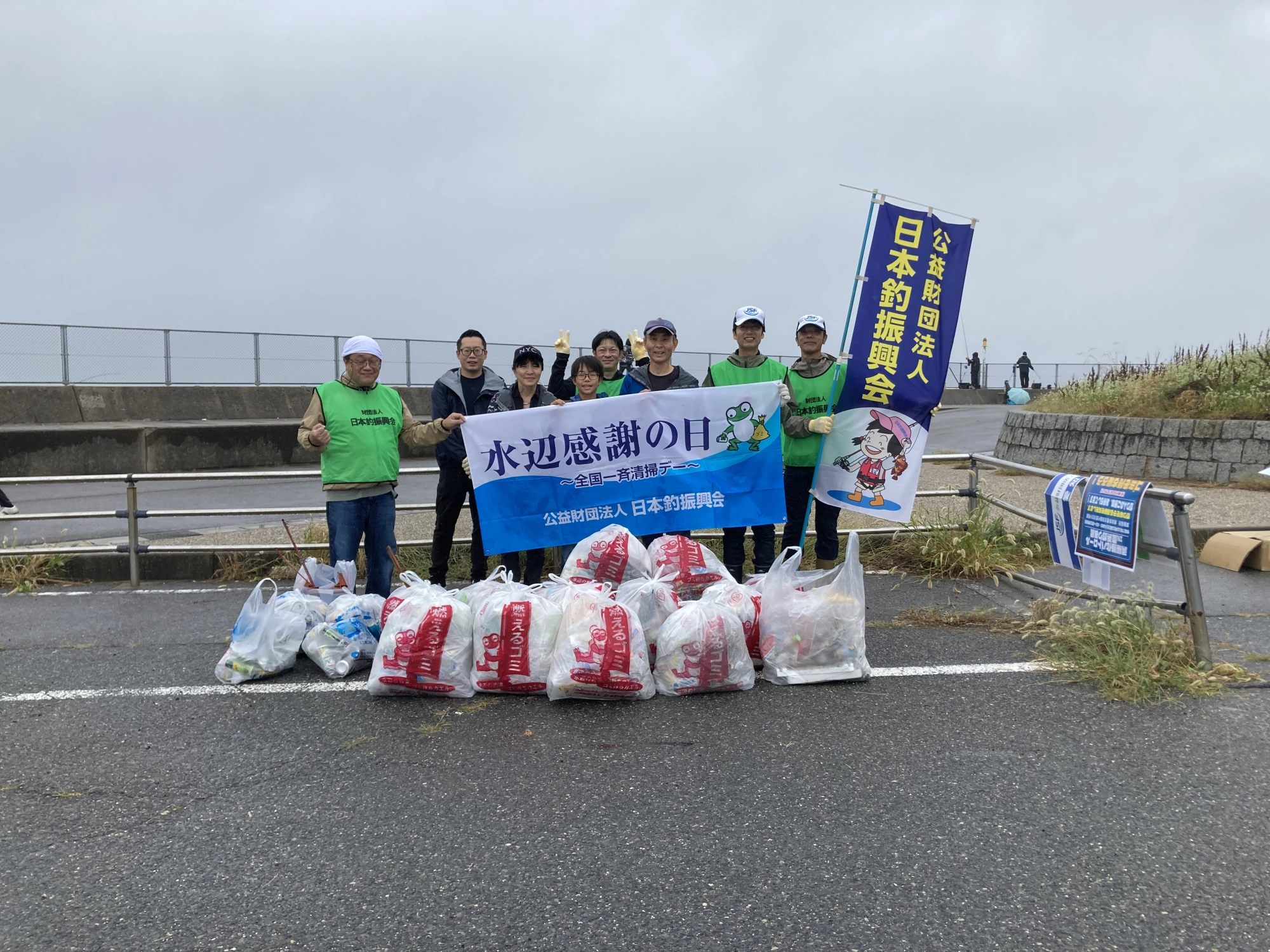 参加者皆様で記念撮影！