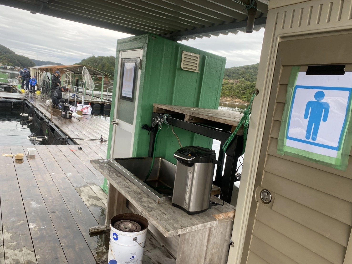 トイレにポットあります！