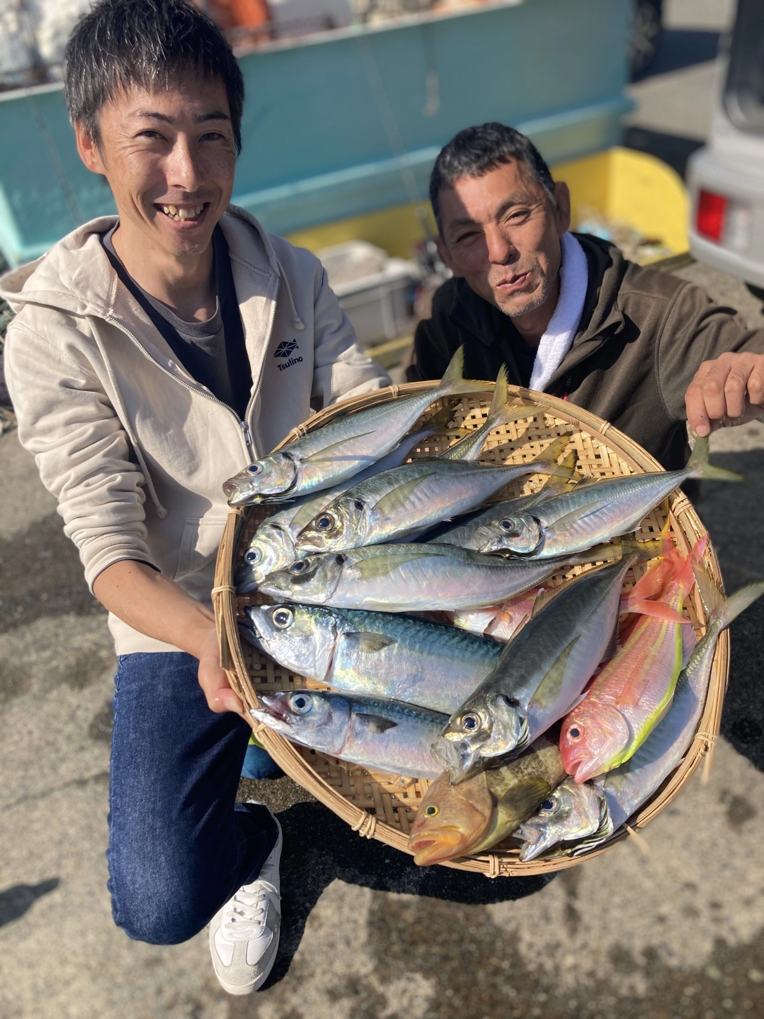 沼津沖のコマセ釣りで大アジ爆釣！！今がチャンスです！！ | 釣具の