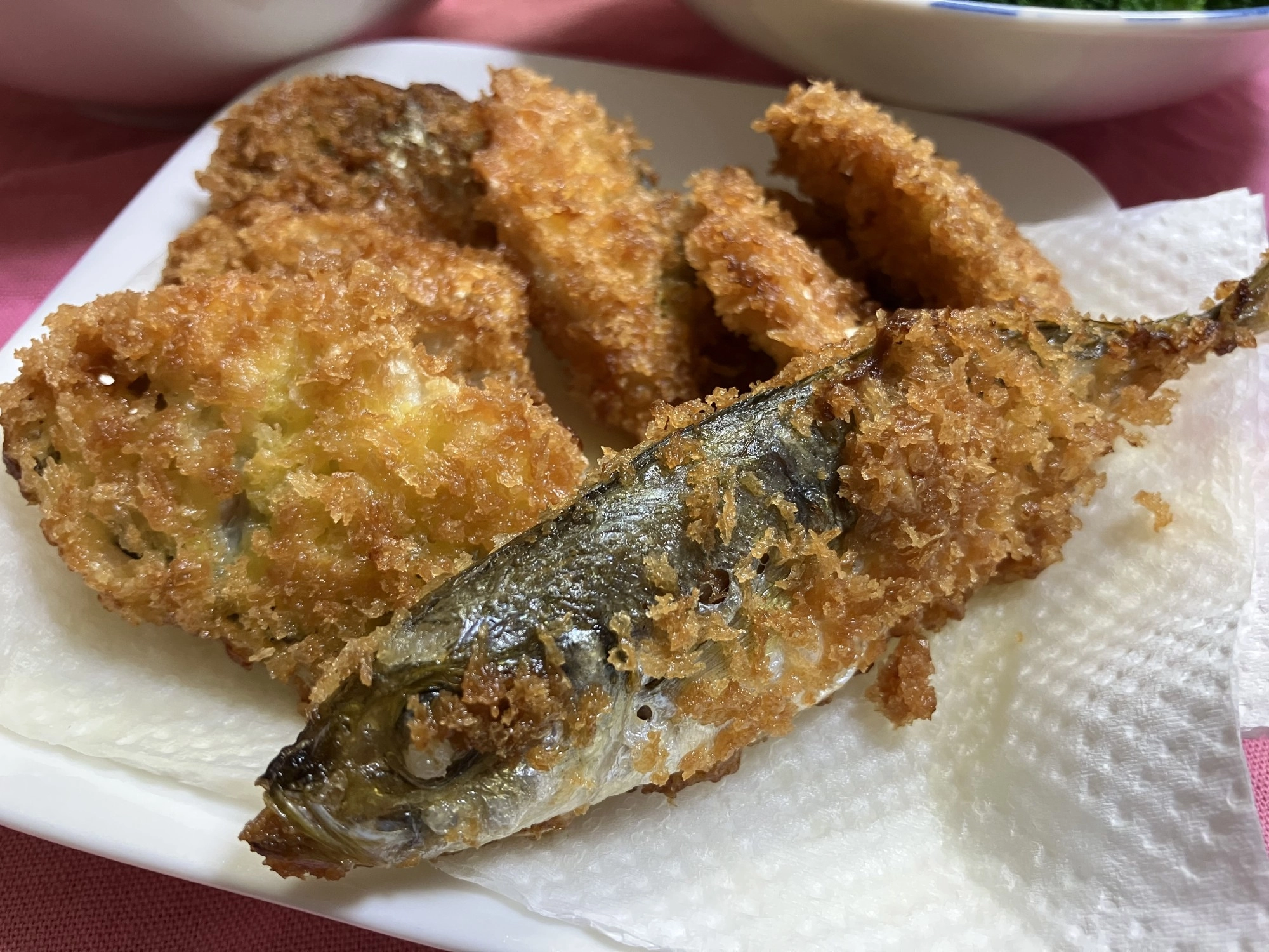 釣ったアジはフライに♪身がホクホクで美味しいですよ～！