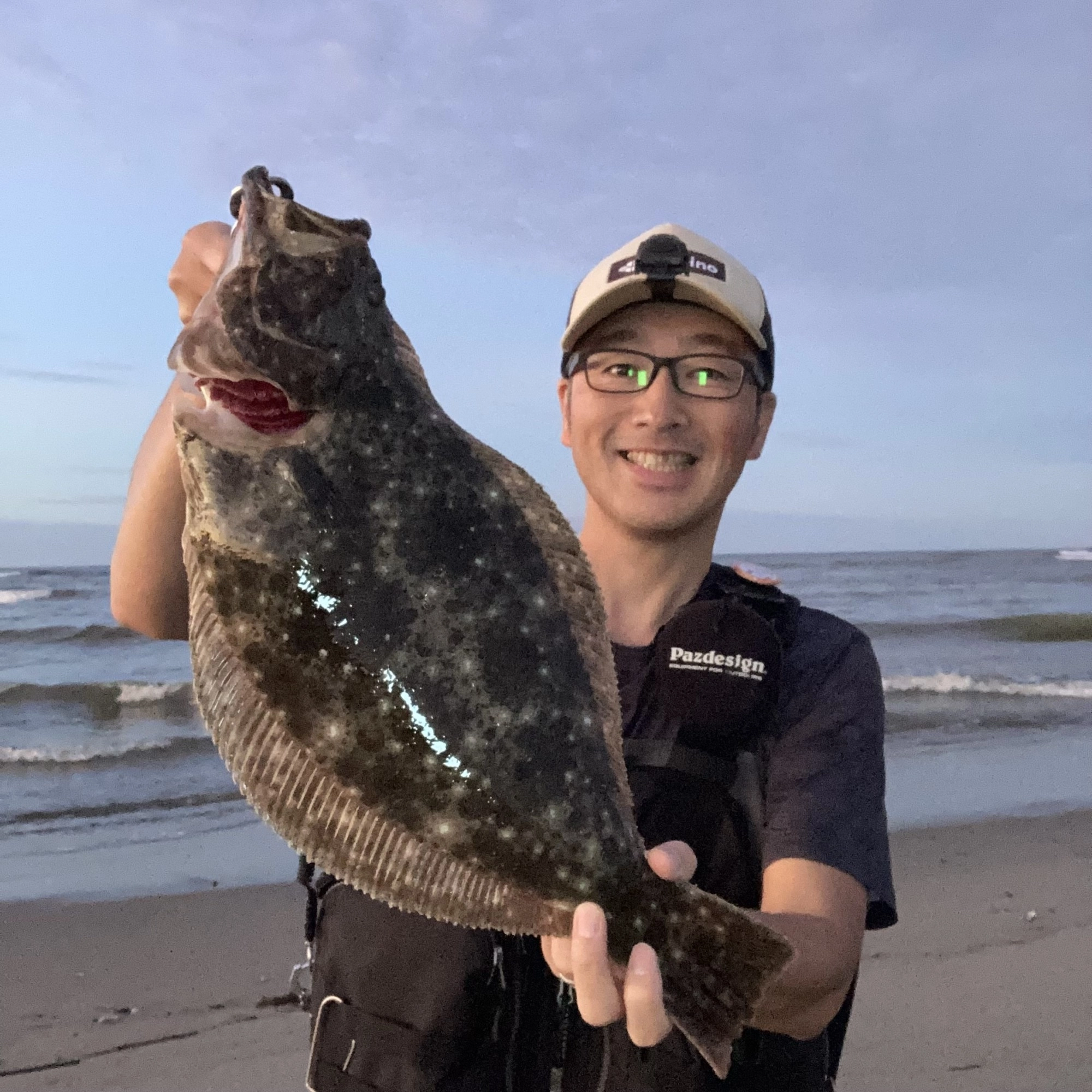 遠州サーフは水温が下がってきて、ヒラメが接岸してきているようです。