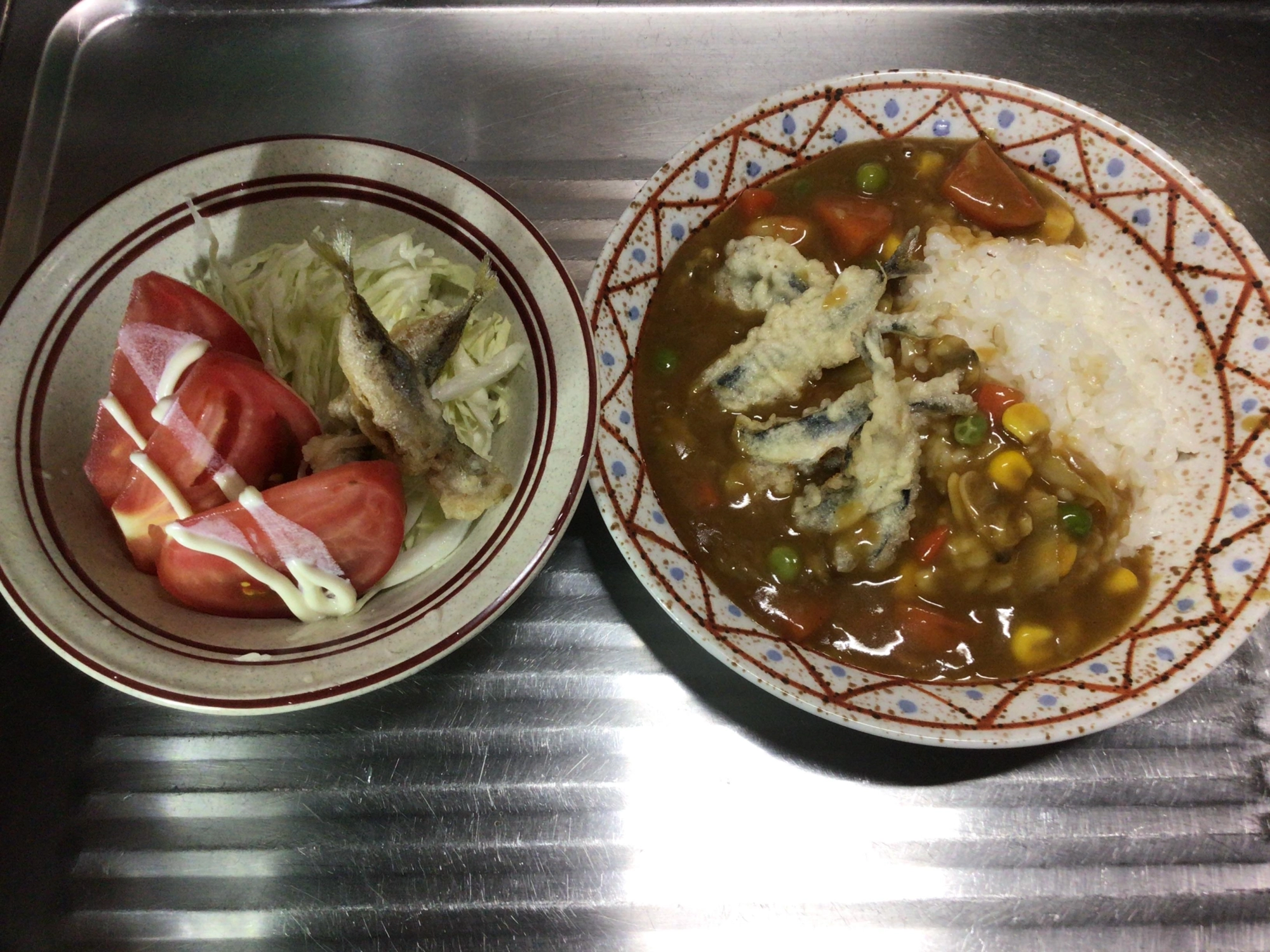 サビキでGETのサバ&アジ。カレーとの相性抜群デス❗️