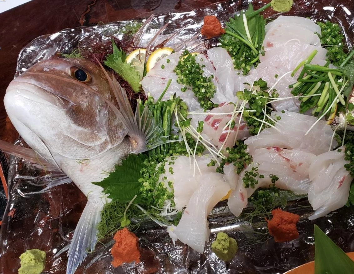 釣りたて真鯛 刺身盛り