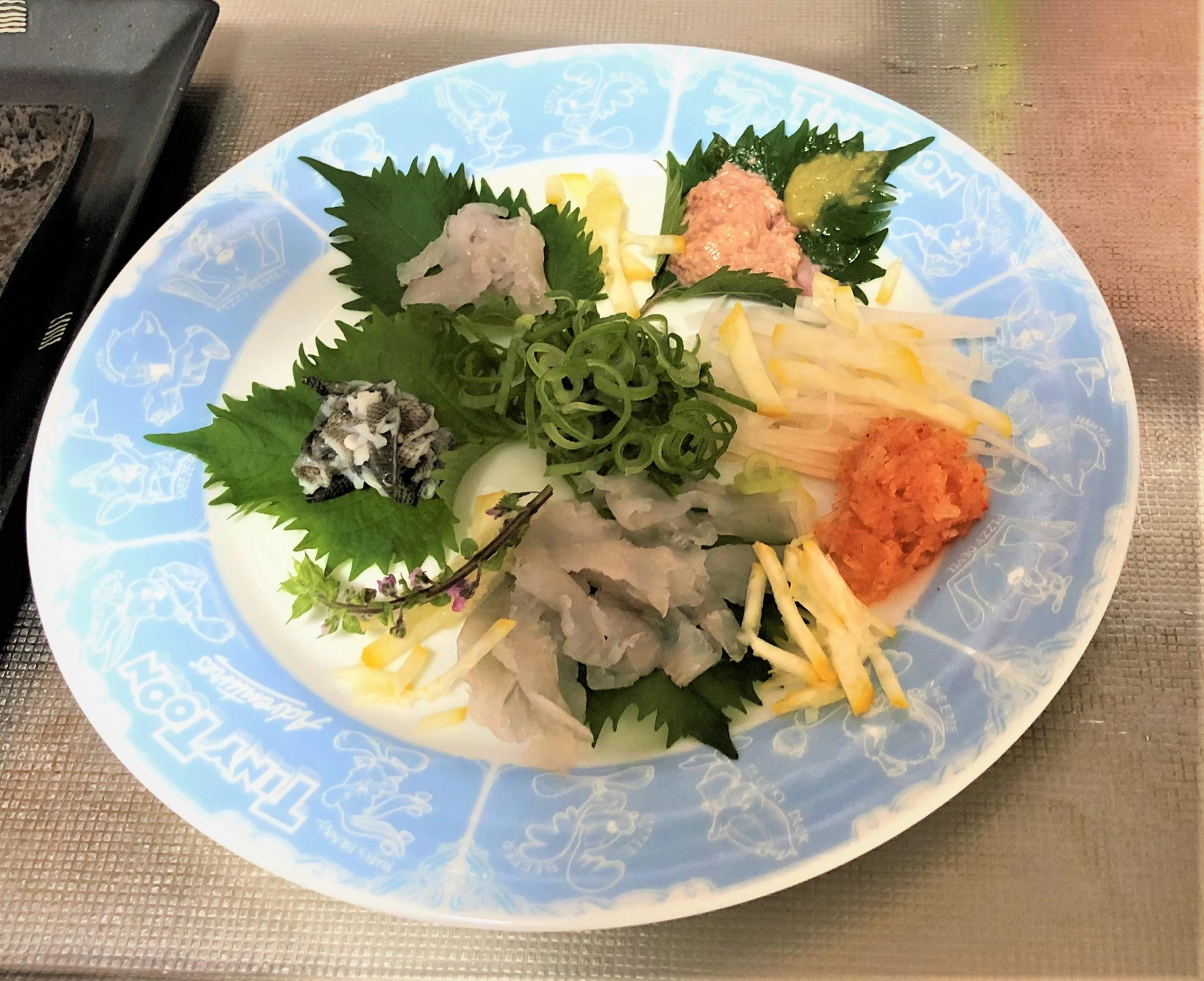黒メバル薄造り・皮霜降り・肝たたき
