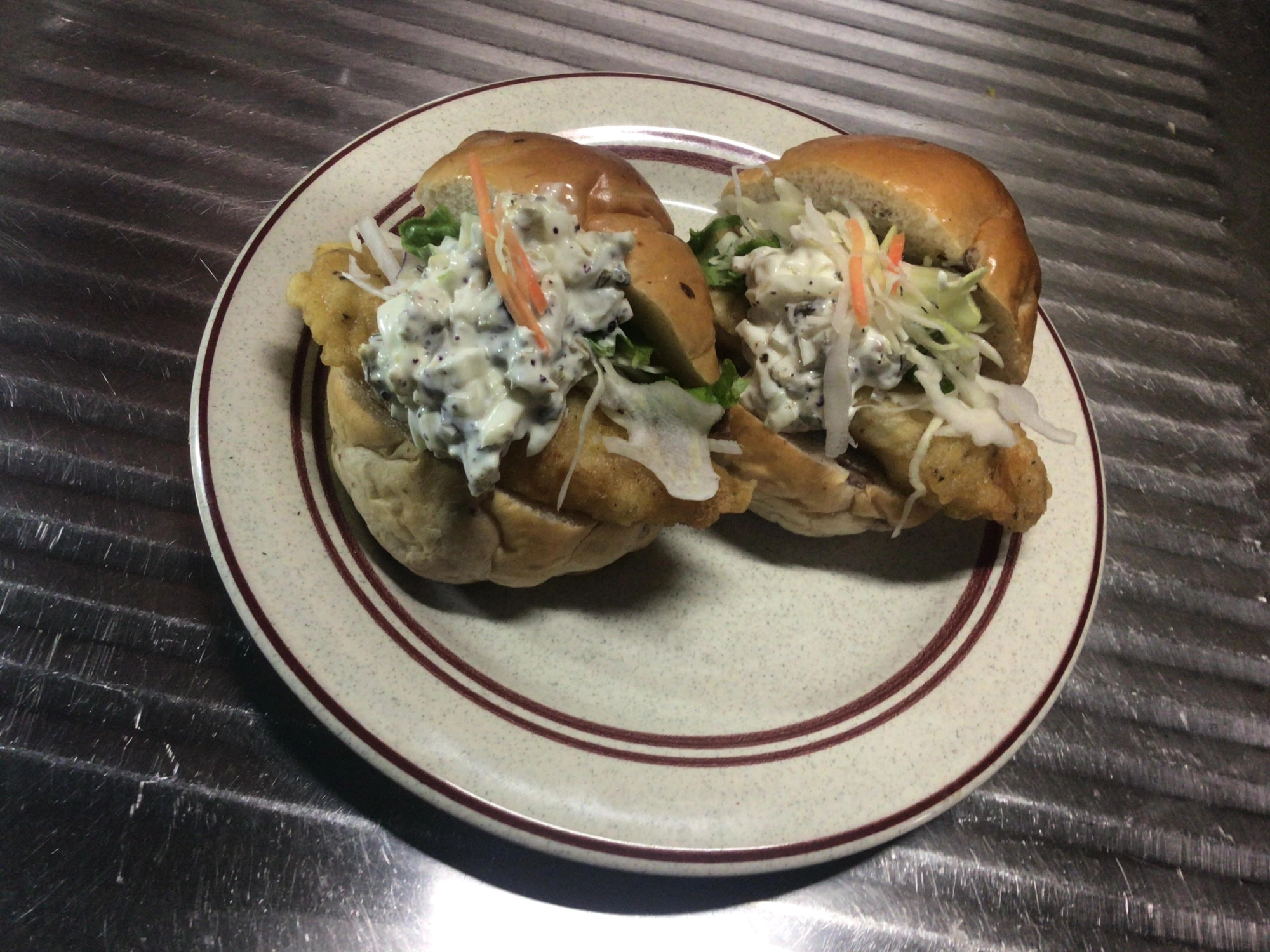 メバルフリッターと高菜漬けタルタルの相性抜群デス❗️