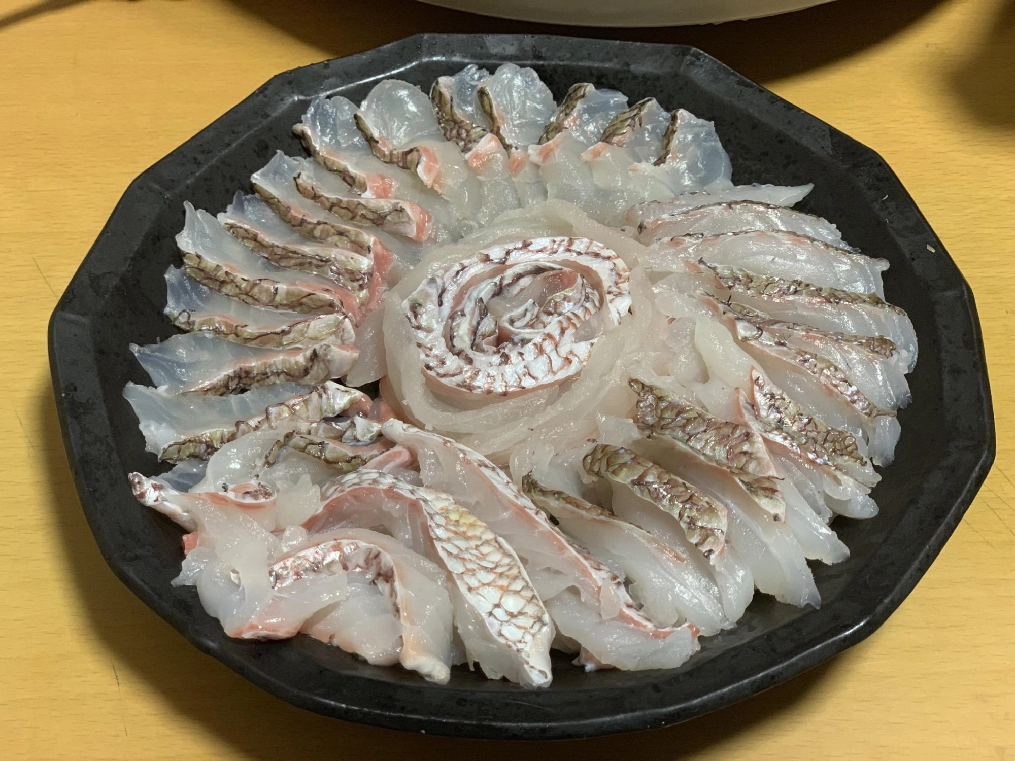 皮付きのまま身を引きました♪