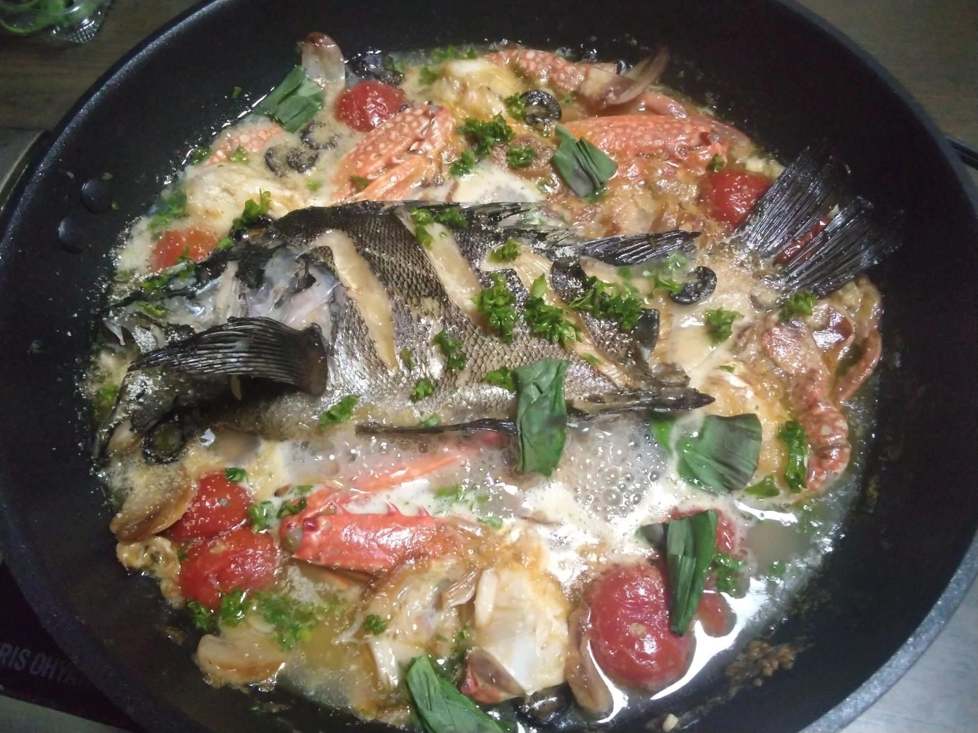 メバルのアクアパッツァ、食べ終わったらパスタ投入。固め茹でで。パスタに味がしみて超美味。リゾットもグッドです。