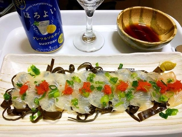 ヒラメの昆布締めで晩酌