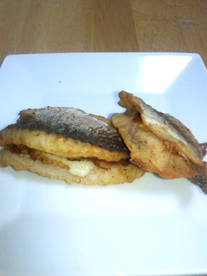 アジのチーズはさみ揚げ