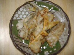 アジの骨せんべい