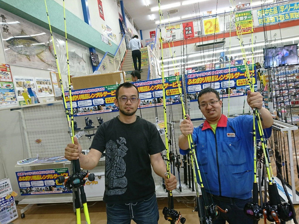 沼津港舵丸 戸田船長がご来店！根魚五目でレンタルタックル【船手巻きセット】を借りてくださいました！