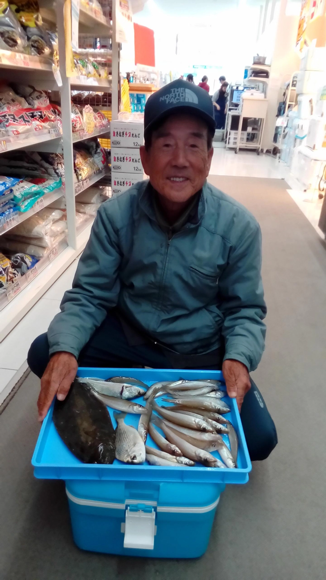 ありがとうございます。豊橋市の柴田様釣行帰りにお立ち寄り頂きました。