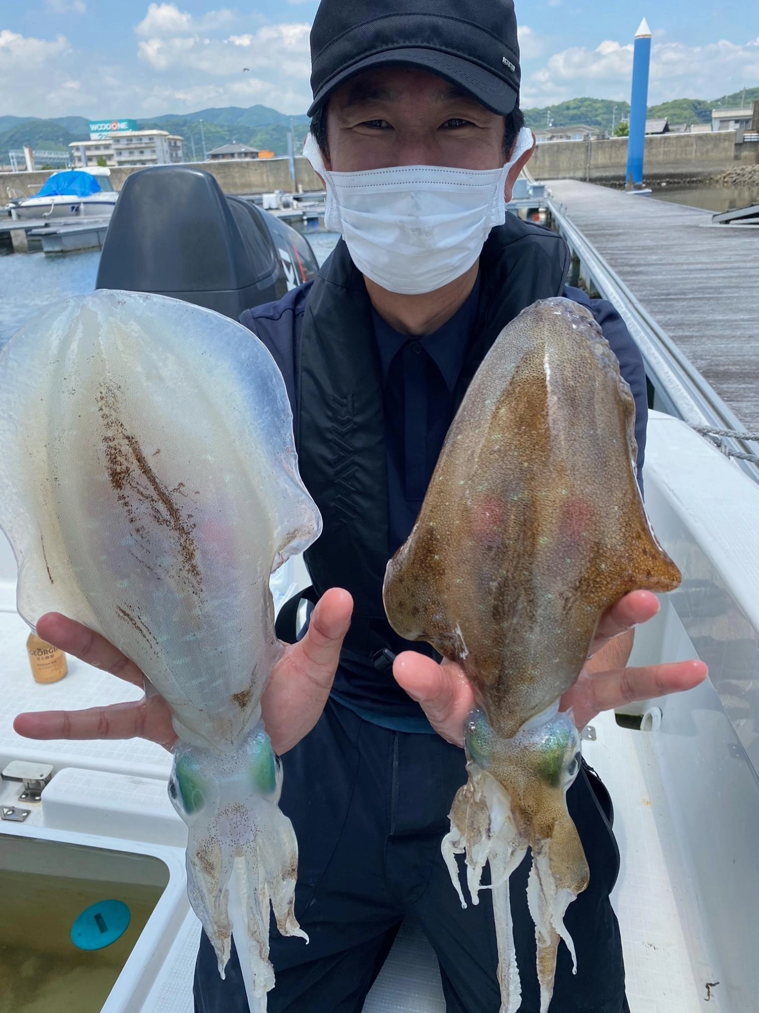 浅場の藻場でＧＥＴ！ボートキャスティングで釣れました♪