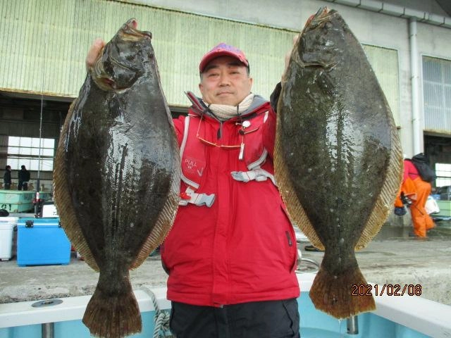 こちらの新規様は肉厚ろくまるOver寒ビラメを②枚も釣り上げましたッ( ͡° ͜ʖ ͡°)