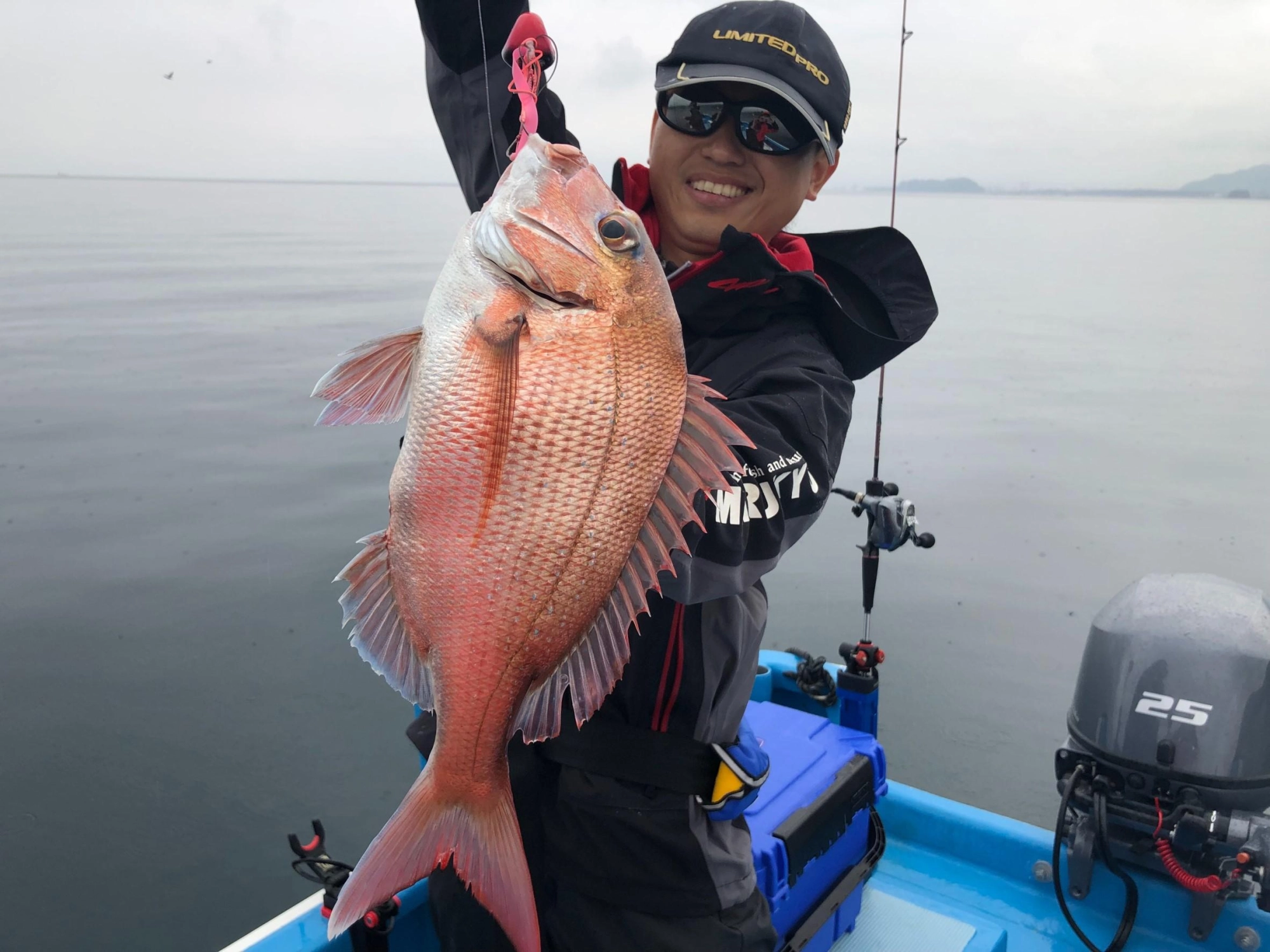 沼津湾内はピンクのタイラバが反応良いです！