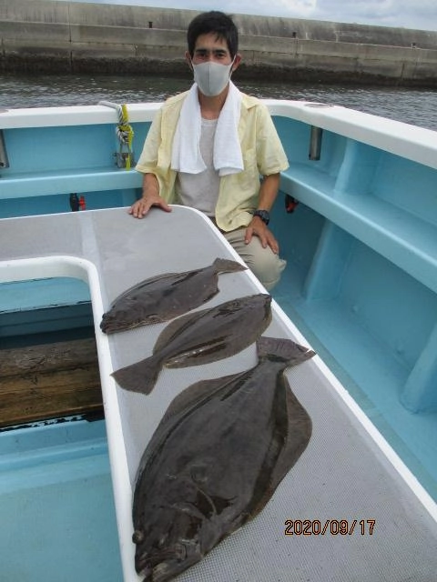 いつもの常連様は肉厚初秋ビラメを釣り上げ大満足ッ(о´∀`о)⁈