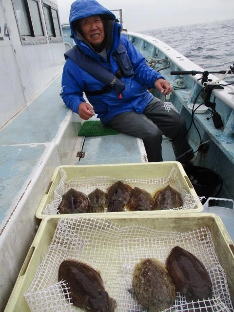 こちらの常連様は負けじとコウイカを❽ハイも乗せるッ‼︎