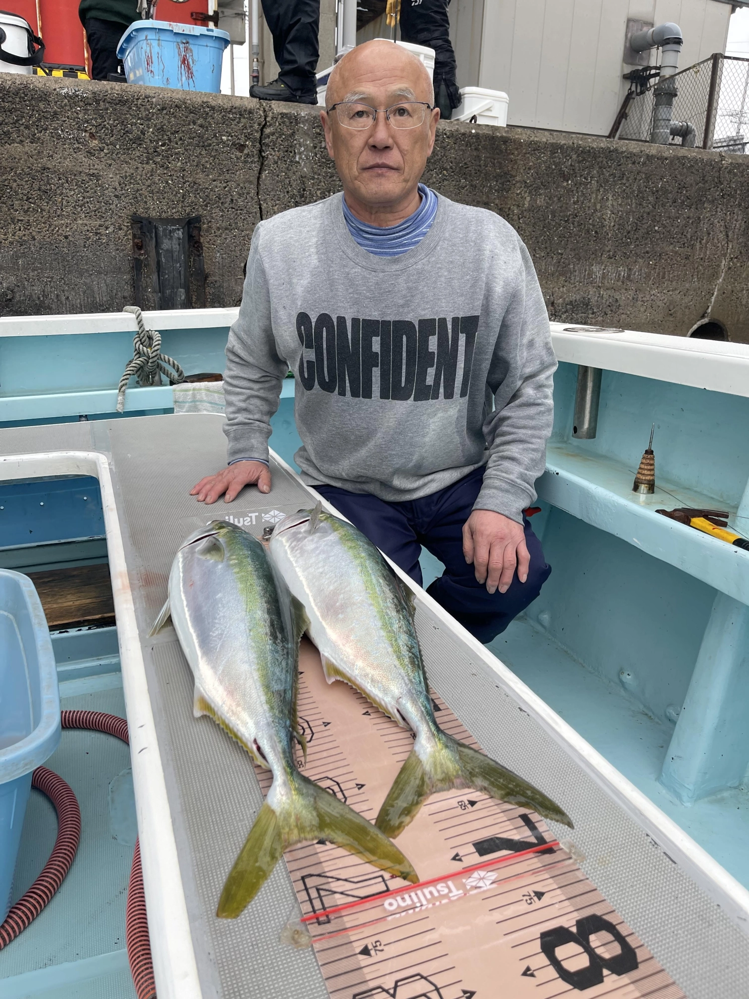 こちらの常連様はワラサぁ〜(・∀・)