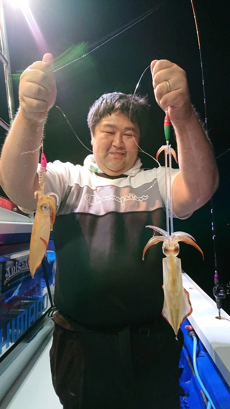 沼津沖でのマルイカ釣り初めての方でも好調に釣れていました！