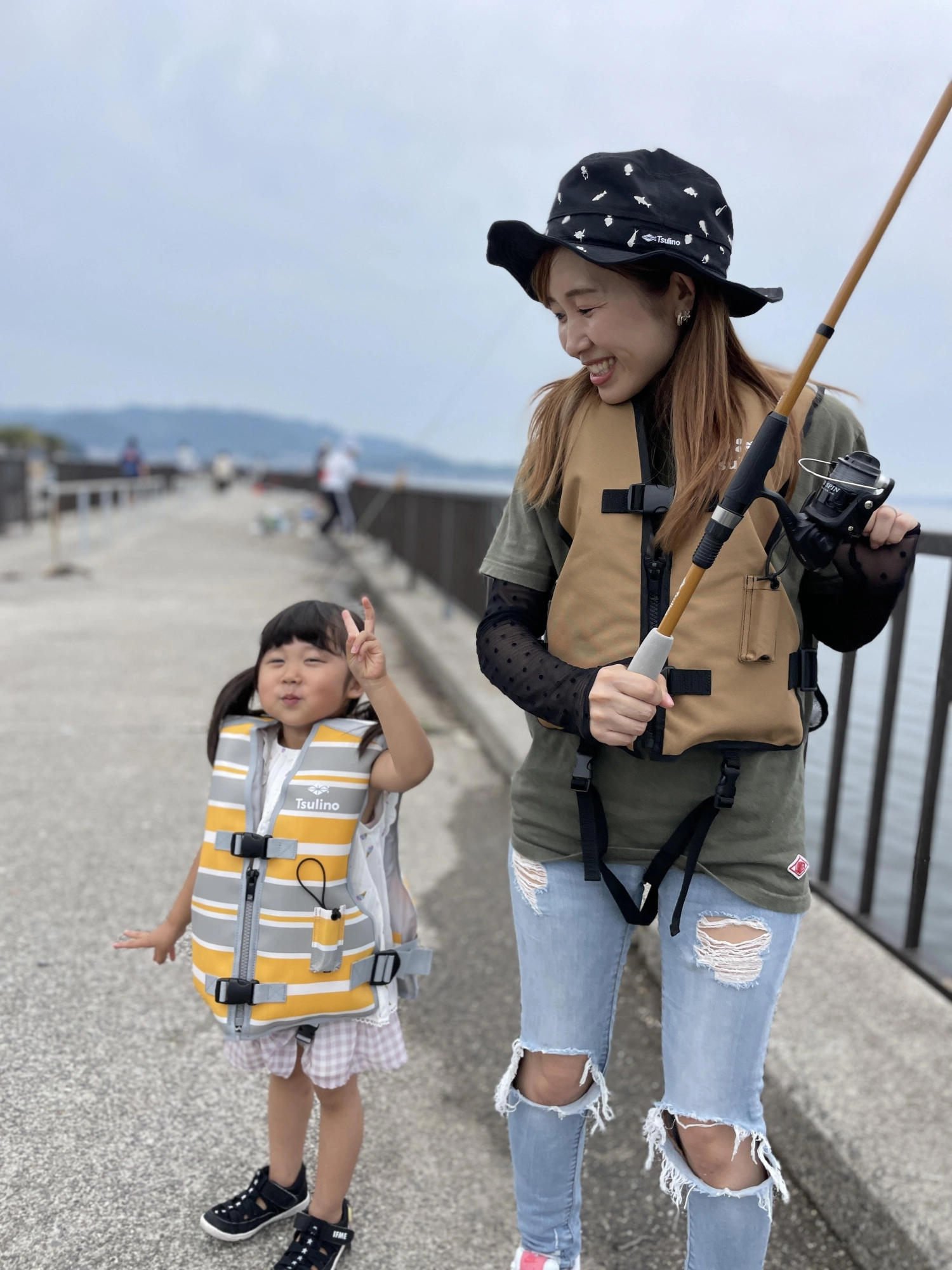 ツリノの新作フローティングベスト。
お子様が着るとかわいいですね