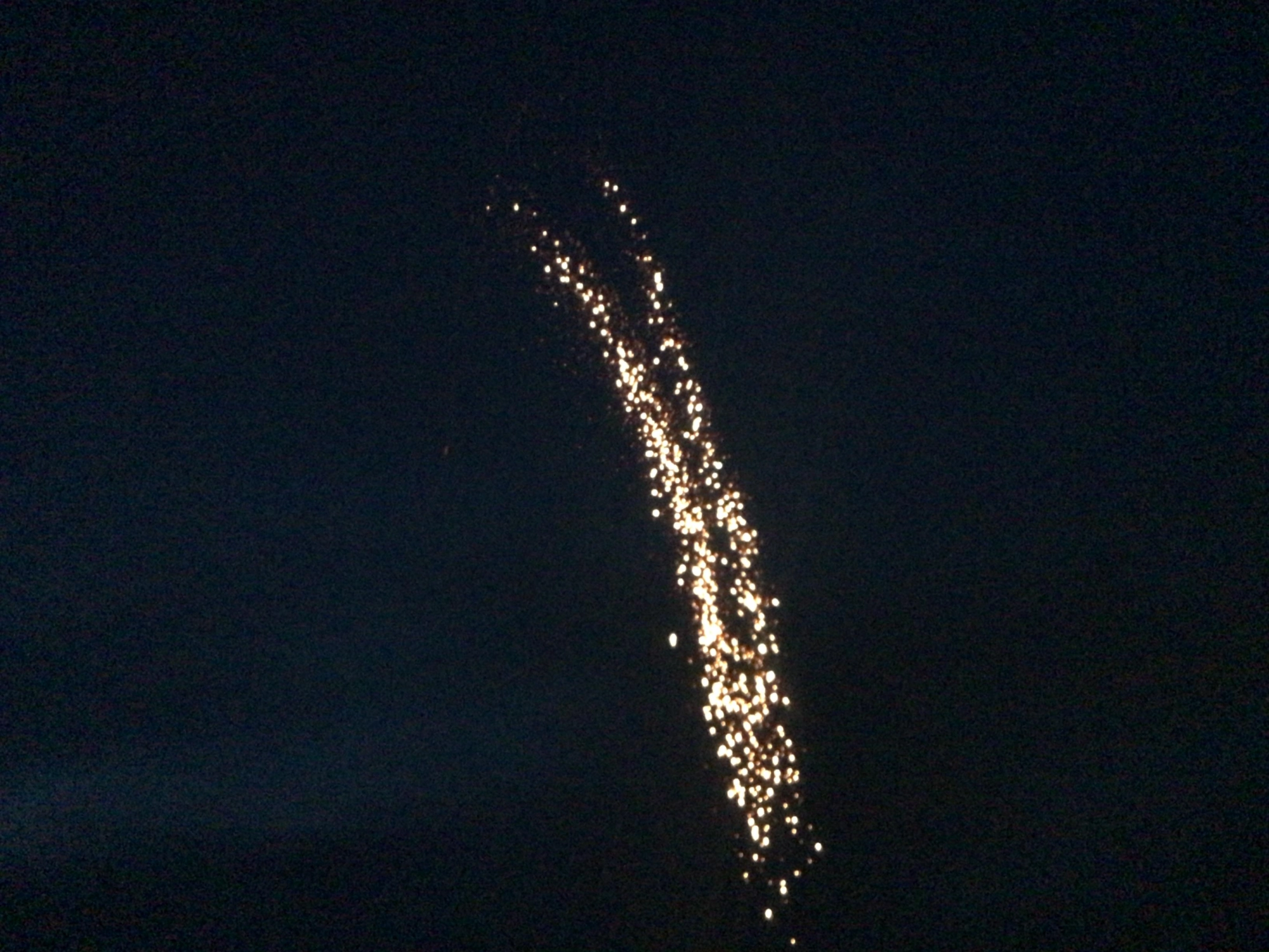 コロナ禍の平癒祈願のシークレット花火でした。早く平和になります様に( ^ω^ )/