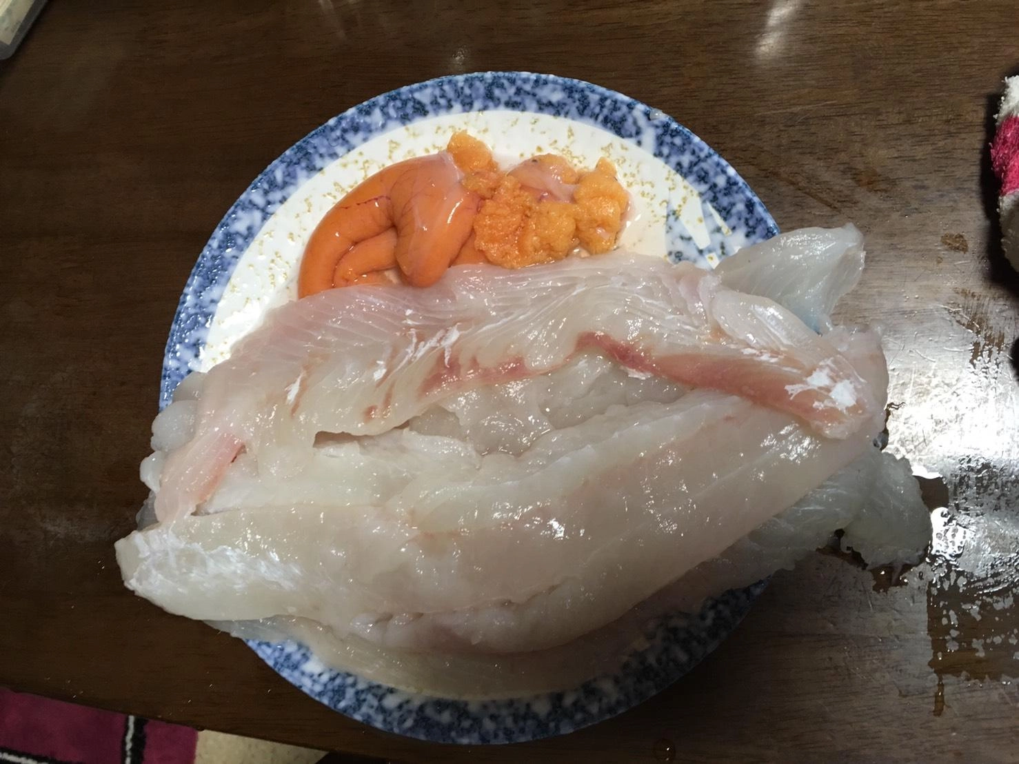 ヒラメのお刺身は最高に美味です♪