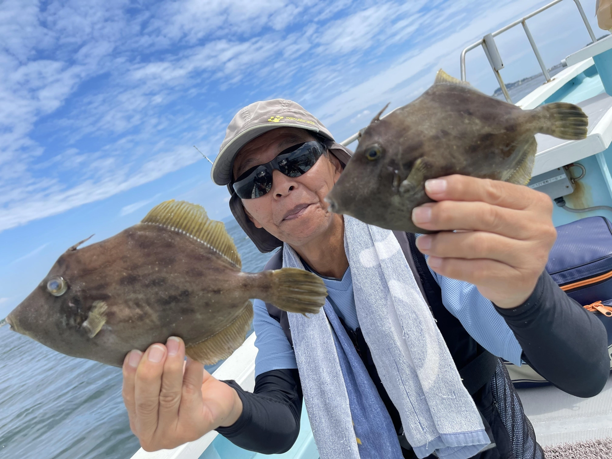 こちらの常連様はキョーイチの初秋❷❽㌢カワハギを釣り上げましたよッ(°▽°)