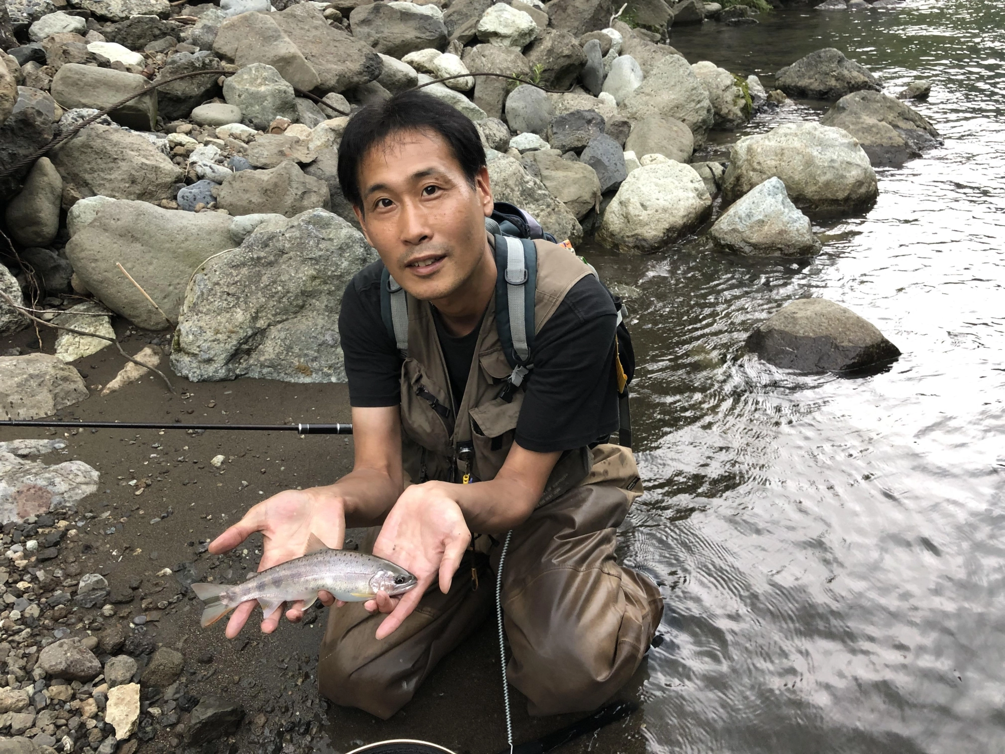 帰り間際にヒット！8寸で本日の釣行を締めました。