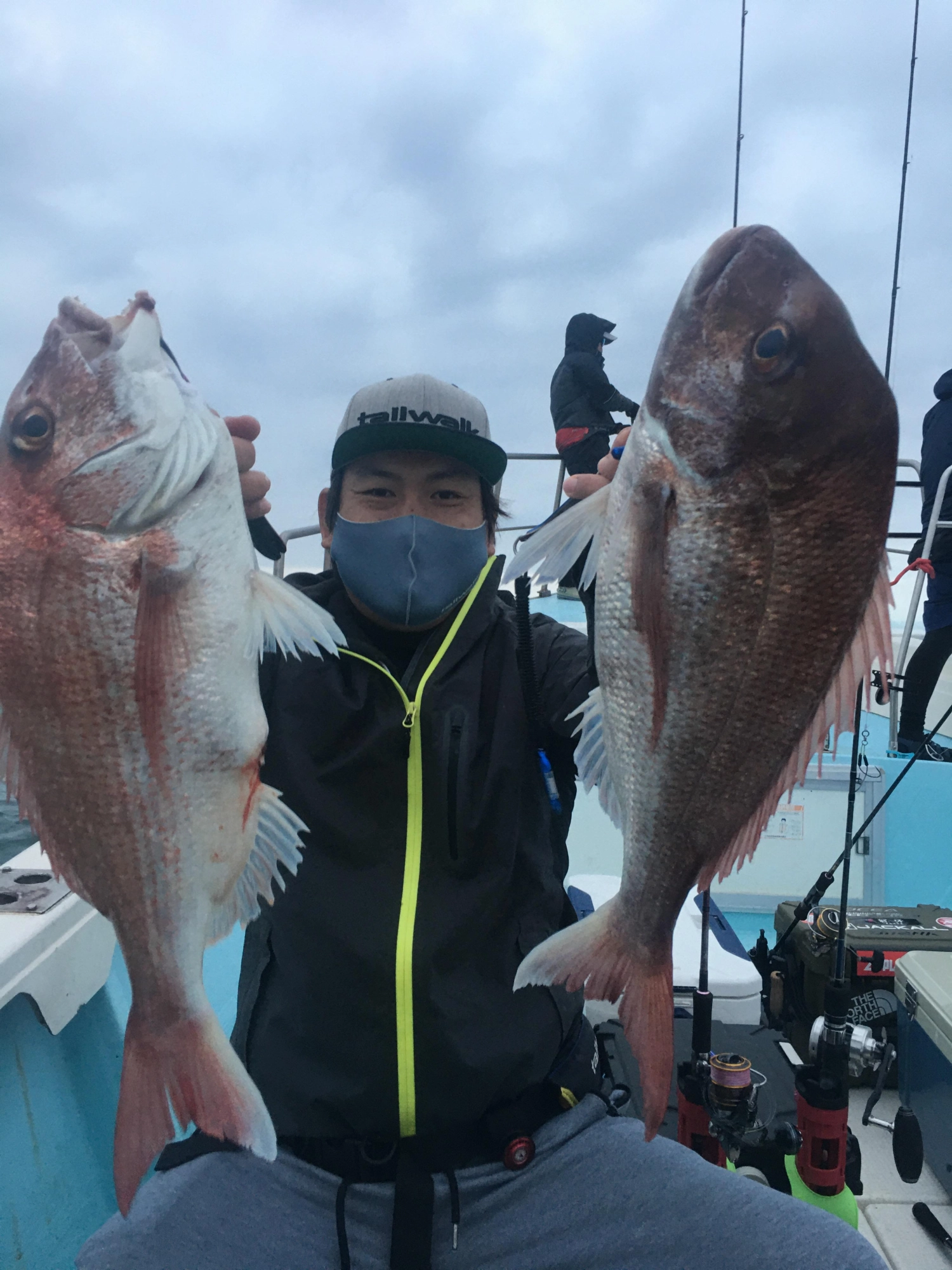 鯛ラバ　初挑戦のお客さんが良型連打