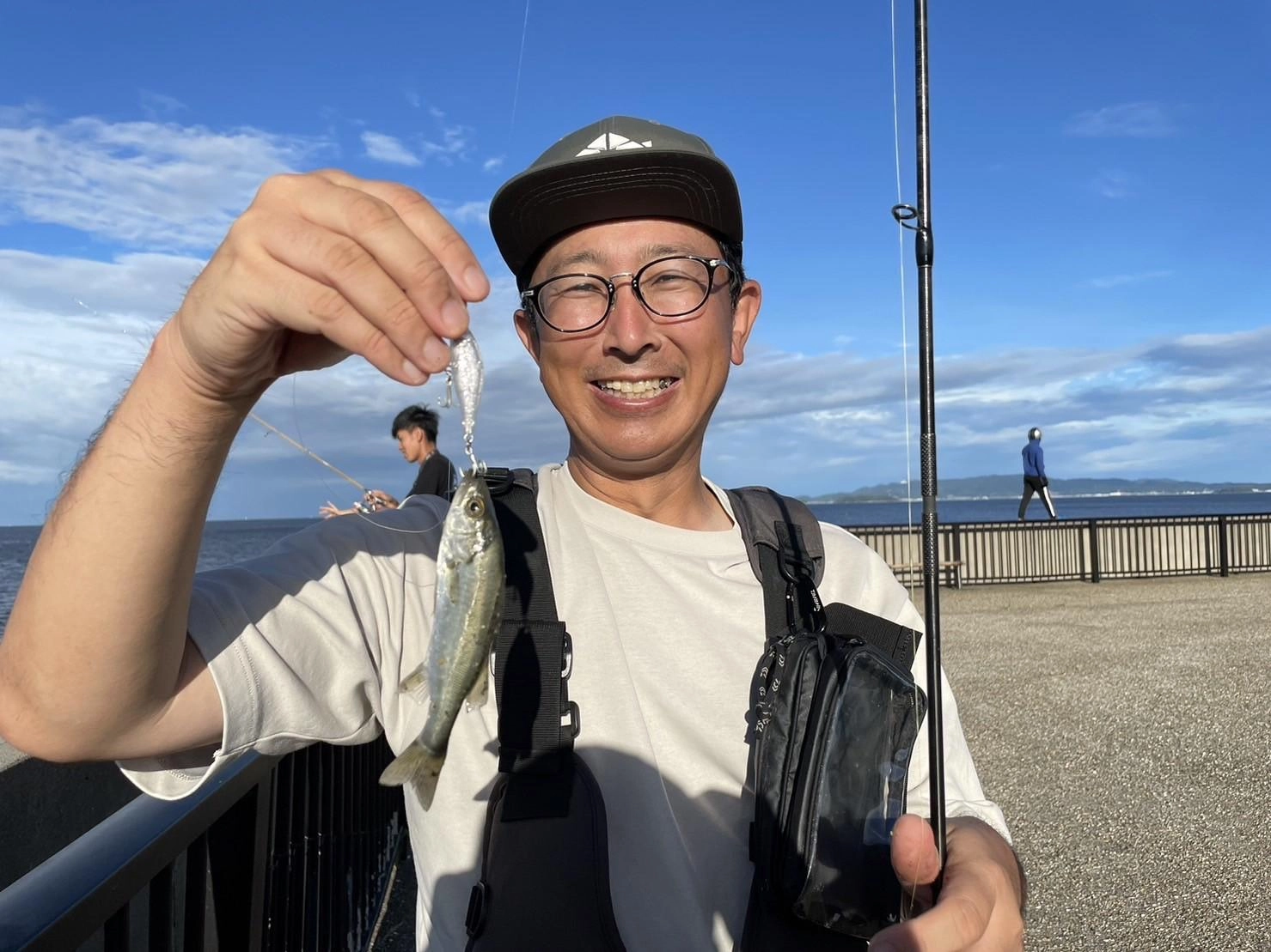 メッキはまだまだこれから！セイゴの他に40㎝ぐらいのボラもルアーで釣れました♪