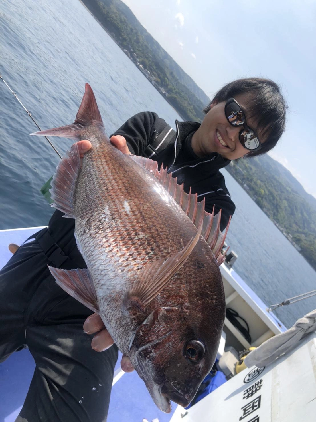 乗っ込みマダイのサイズが上がってきました！大鯛チャンスに期待ありです！