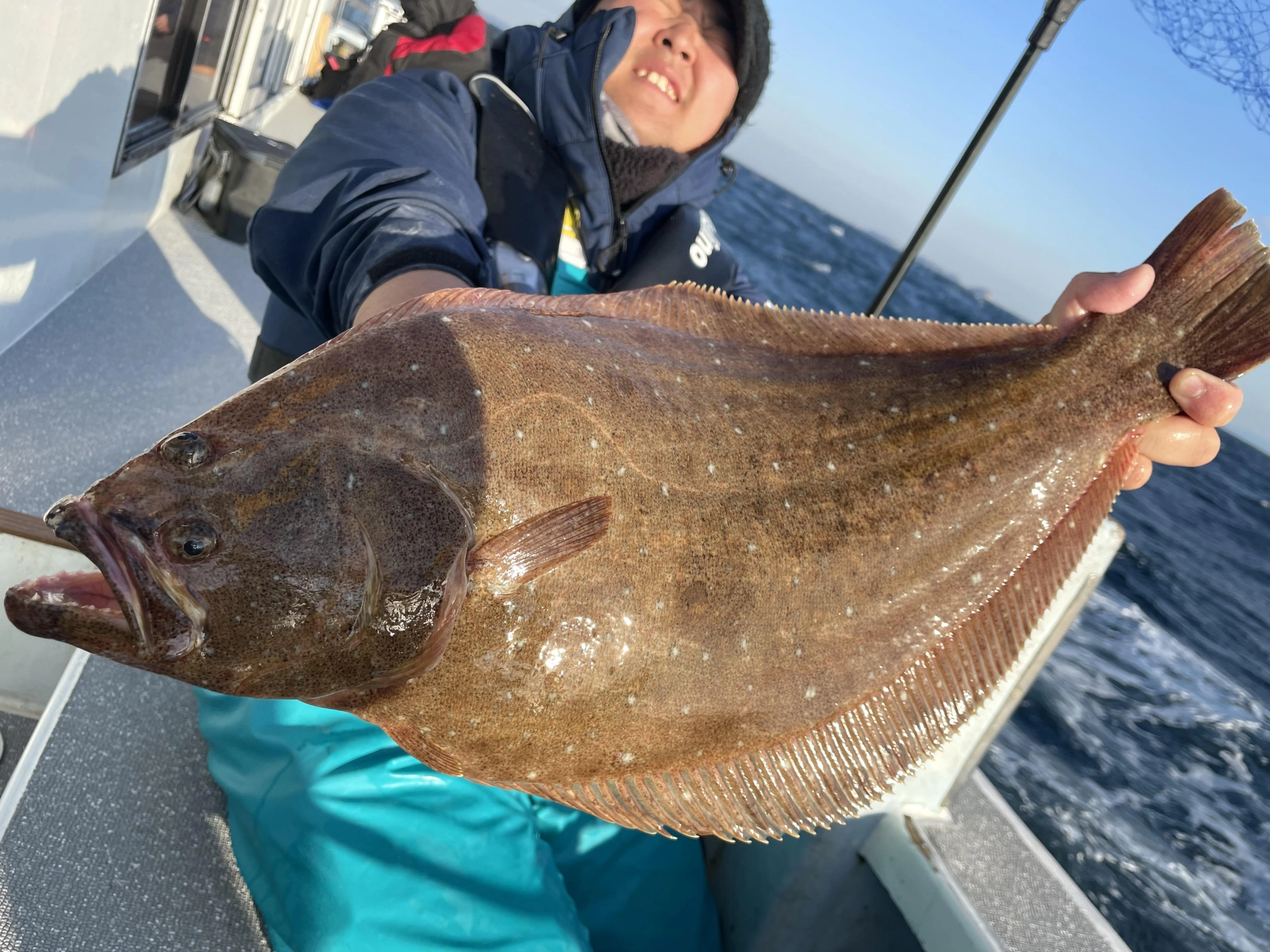 ブリにワラサと青物爆釣!泳がせ釣りハイシーズンです!in大進丸 ブリにワラサと青物爆釣!泳がせ釣りハイシーズンです!in大進丸