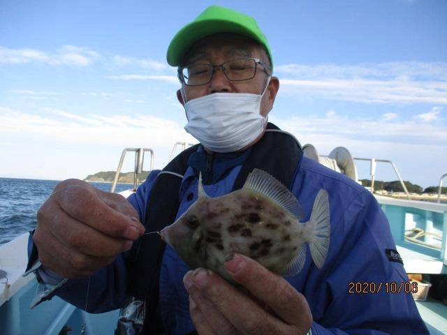 やっとかめの常連様もデラ旨肝パンカワハギを釣り上げましたッ(о´∀`о)