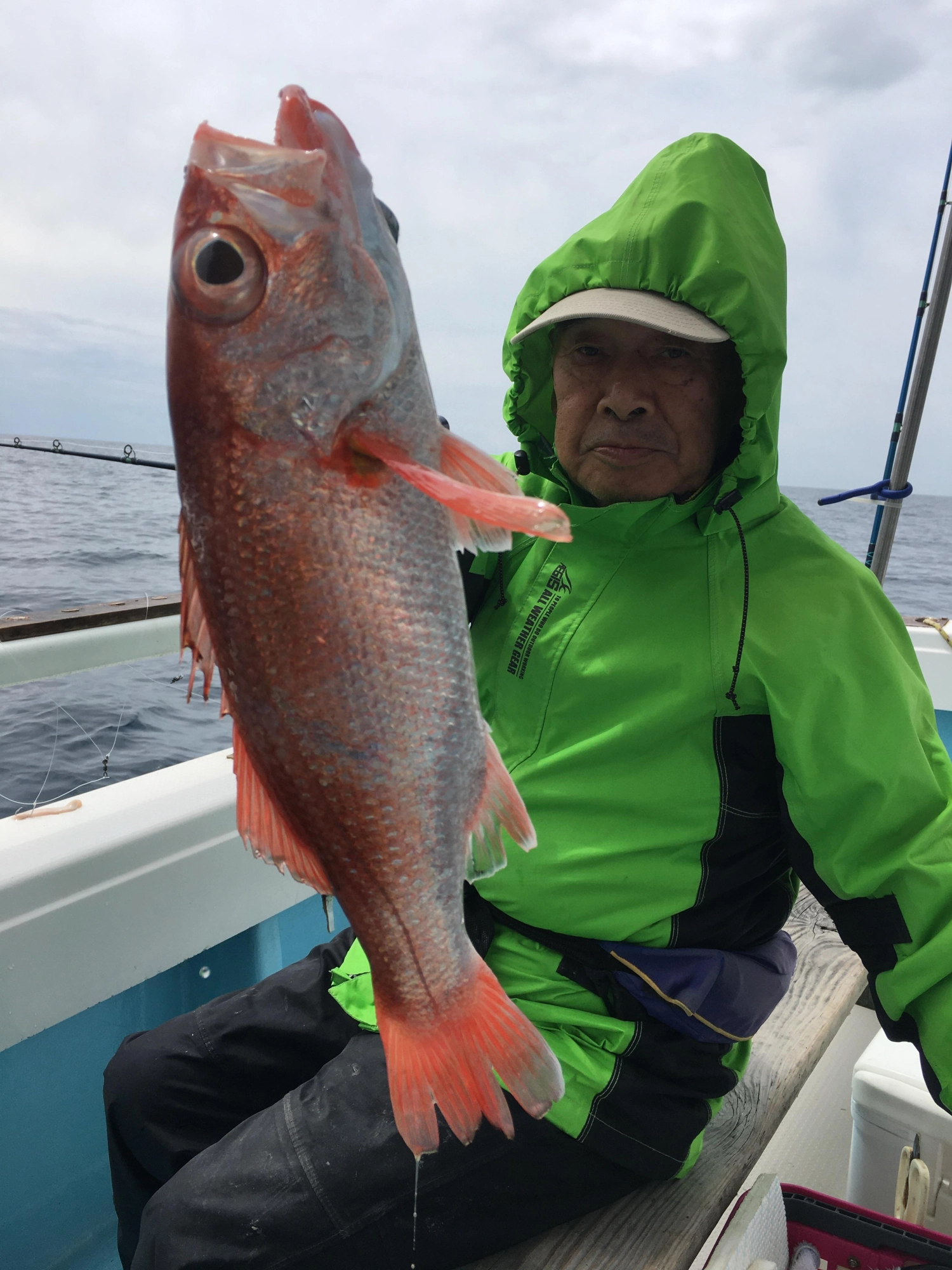 良型の赤ムツも釣れだしています^_^