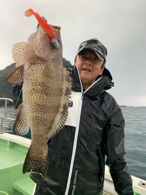 尾鷲周辺のオオモンハタ釣りは今がピーク！５０ｃｍを超えるモンスターも狙えますよ♪