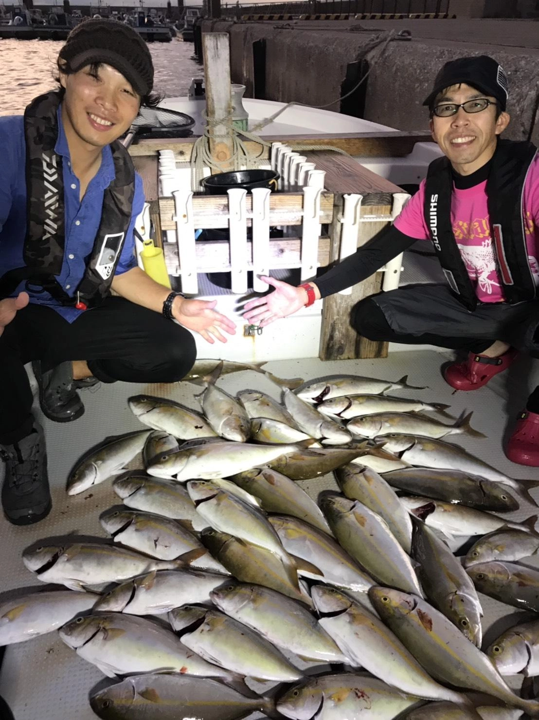 短時間釣行でしたが時合には１投１匹状態！！