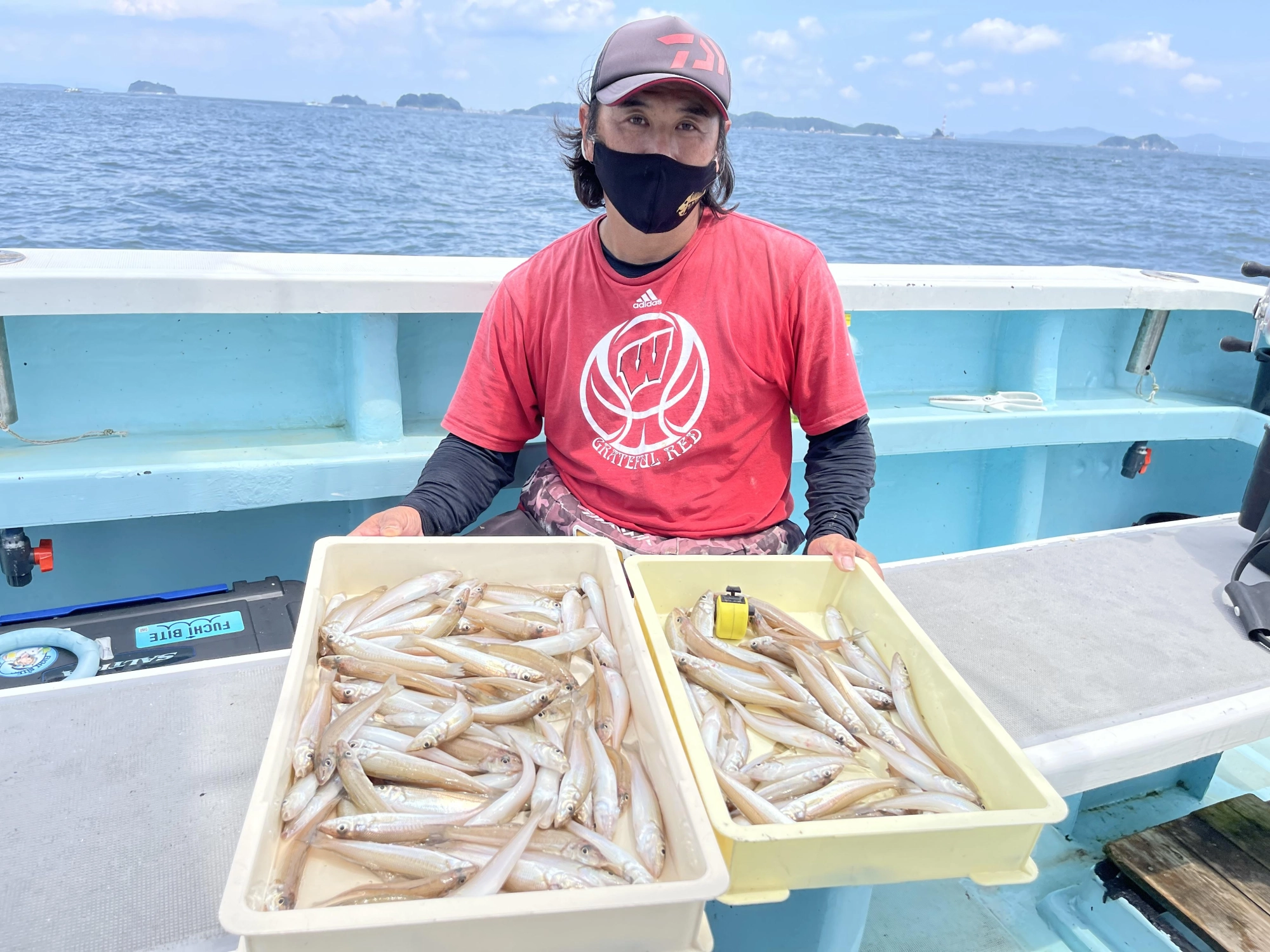 こちらの常連様は毎度 毎度、たっぷり釣果 今日の竿頭①③①本も釣りましたッ(・∀・)