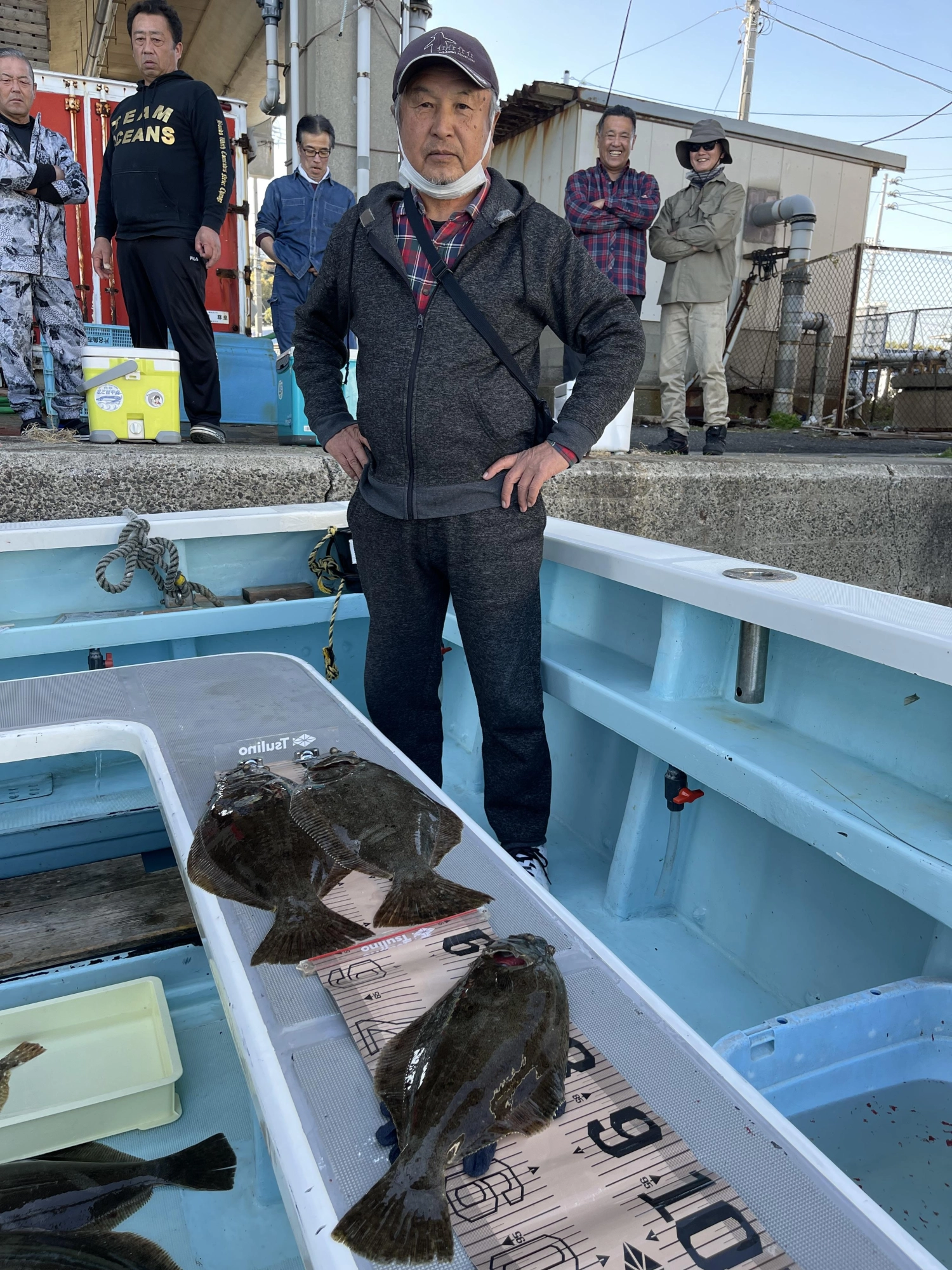 こちらのお客様も肉厚デカビラメ含めて今日のヒラメ トップ釣果タイ狩りッ(^-^)